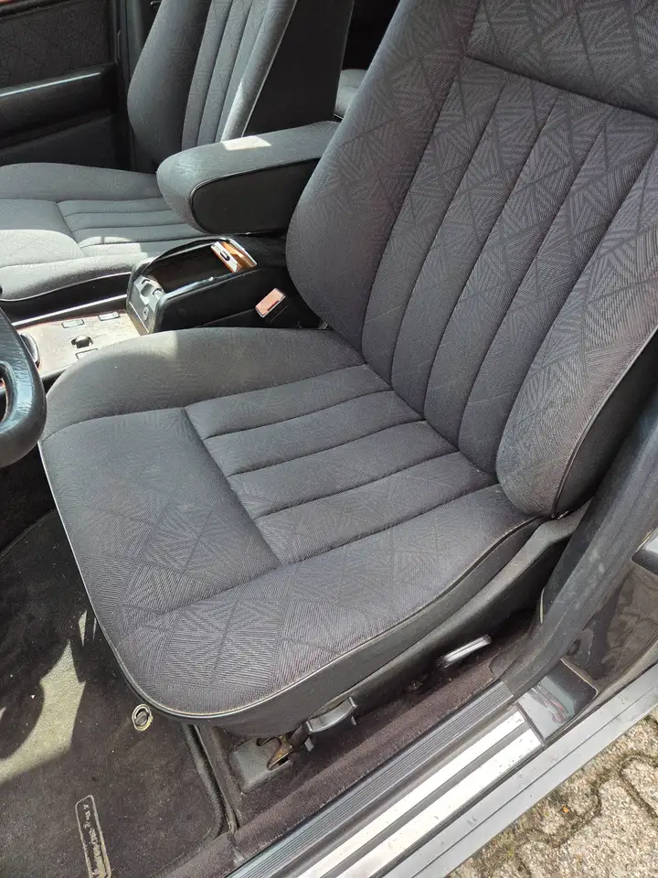 Mercedes-Benz E 200 Elegance, foto 12