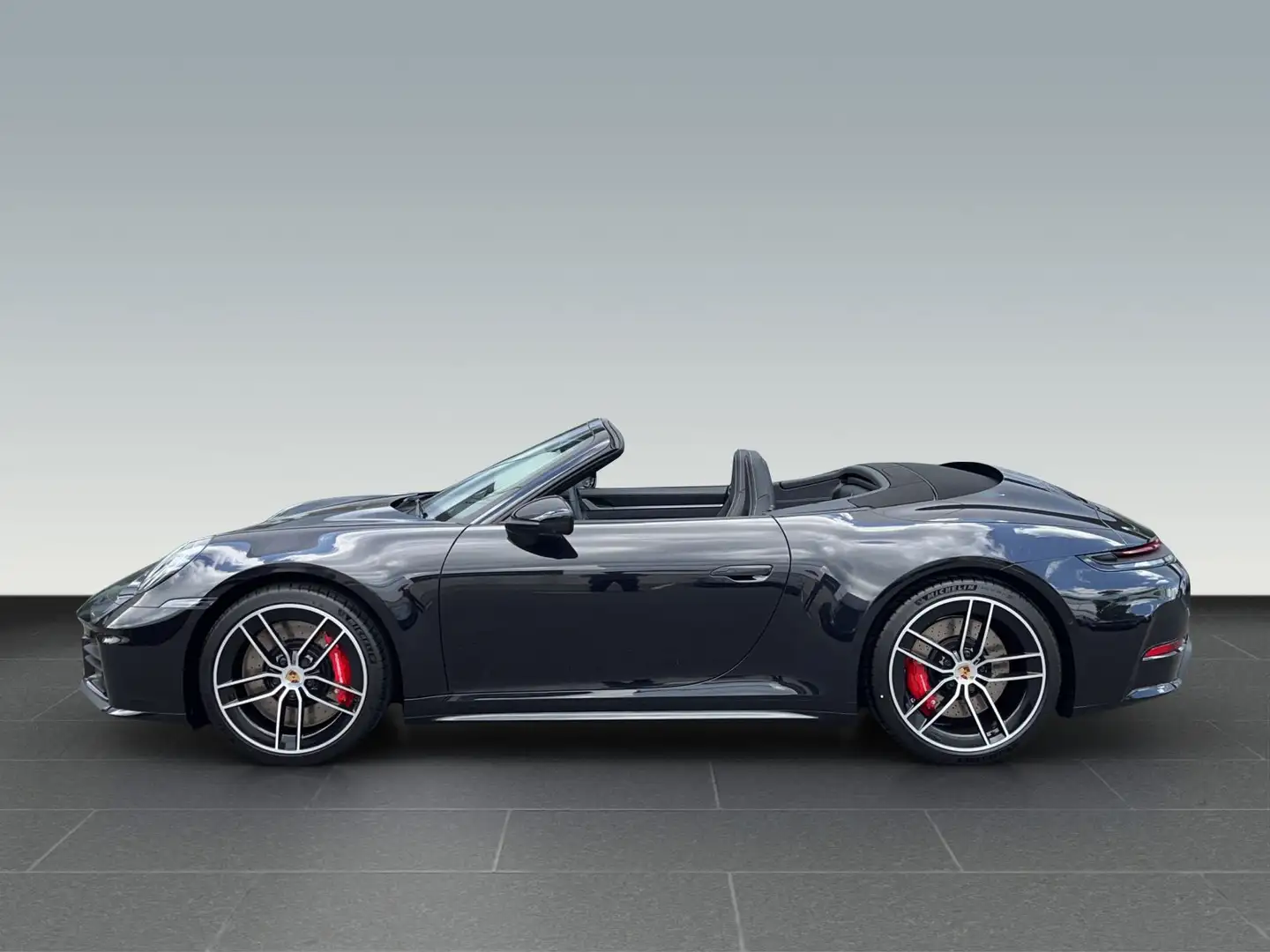 Porsche 992 -2 (911) Carrera S Cabriolet Schwarz - 2