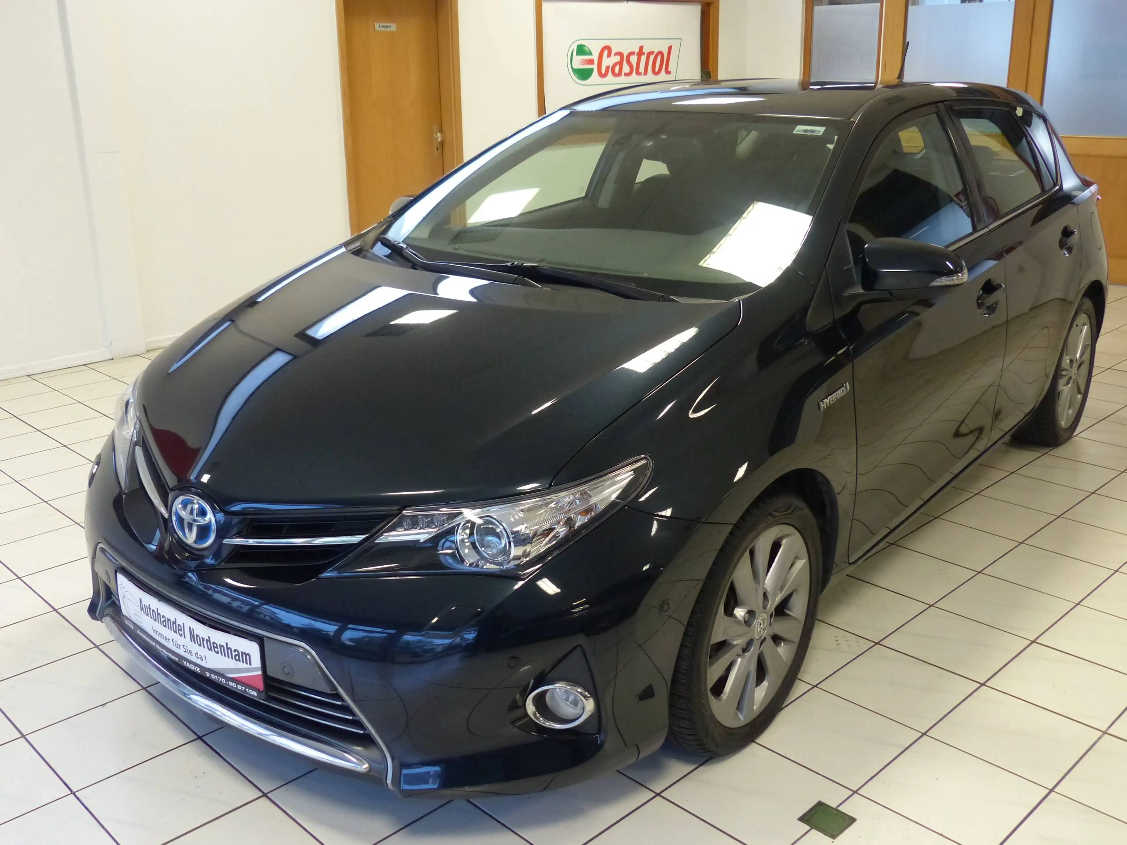 Toyota Auris 1.8 Hybrid Executive*AUTOMATIK*NAVI*SHZ*TÜV 08/2028* — photo 2