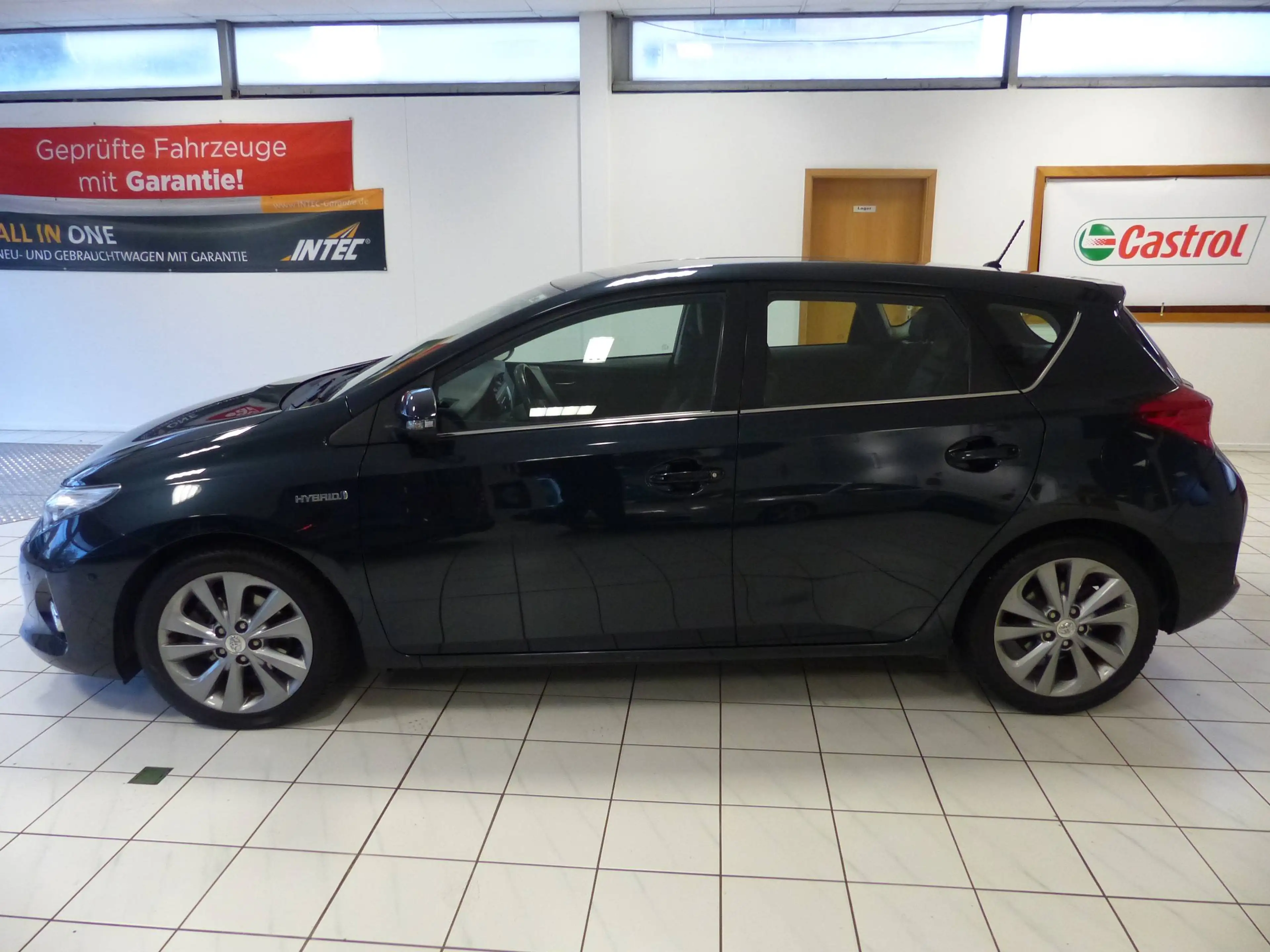 Toyota Auris 1.8 Hybrid Executive*AUTOMATIK*NAVI*SHZ*TÜV 08/2028* — photo 9