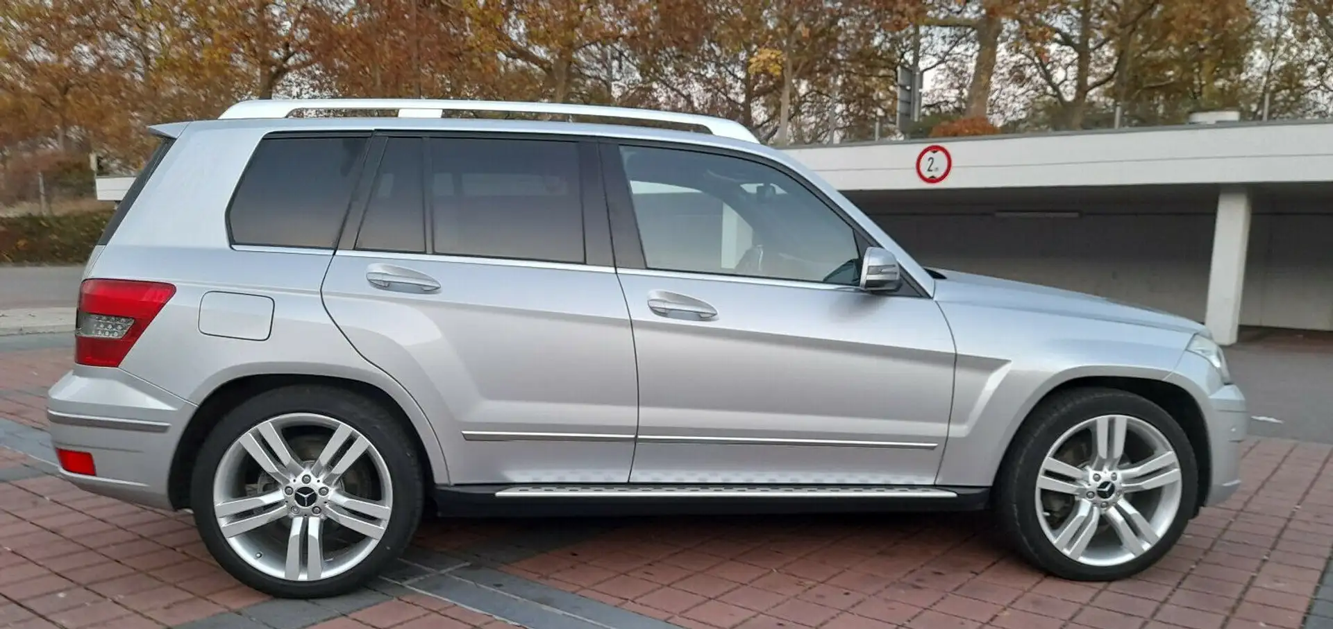 Mercedes-Benz GLK 220 GLK 220 CDI DPF 4Matic 7G-TRONIC Argento - 1