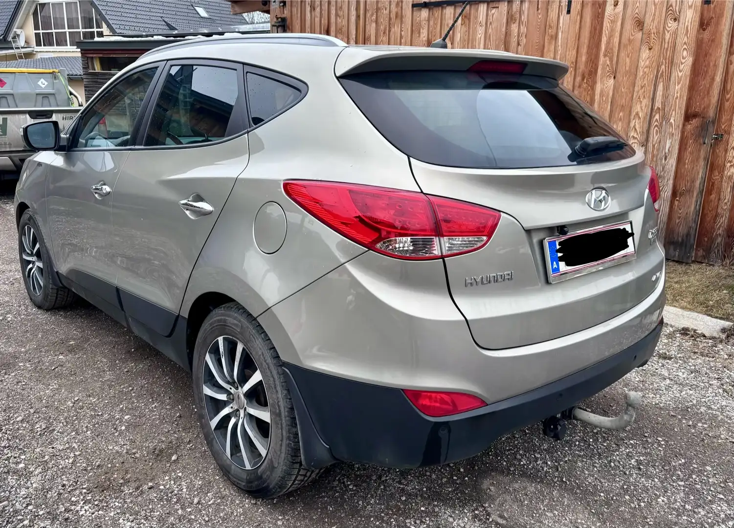Hyundai iX35 2,0 CRDiR Grau - 2