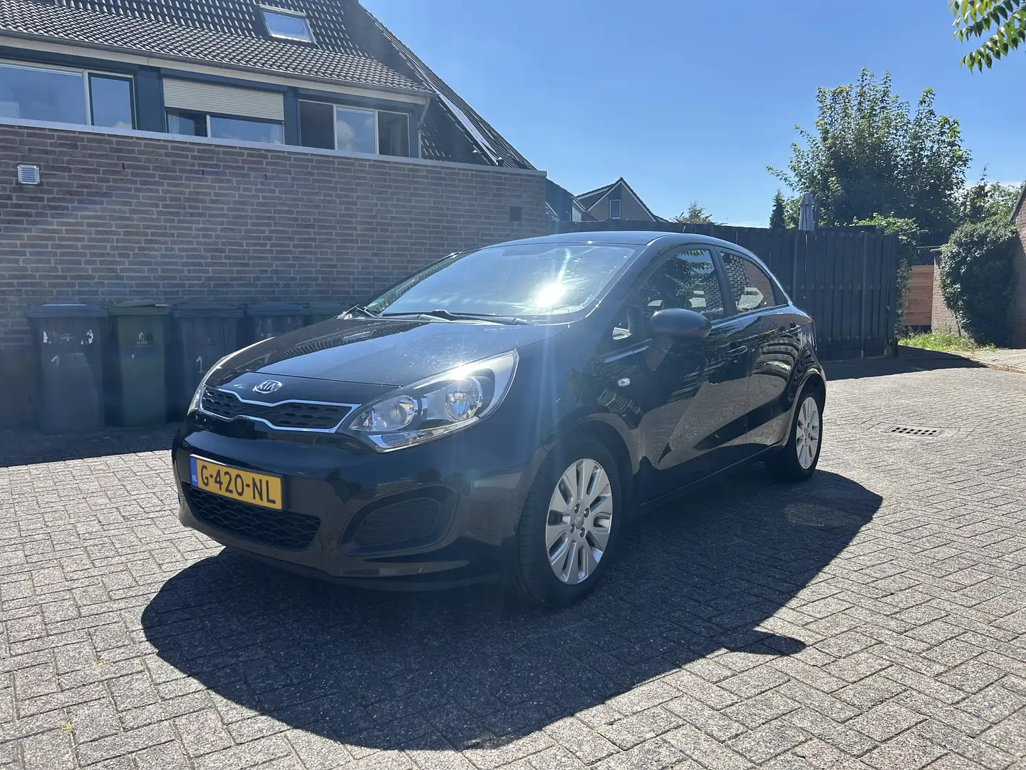 Kia Rio 1.4 CVVT Comf. Pack Zwart - 2
