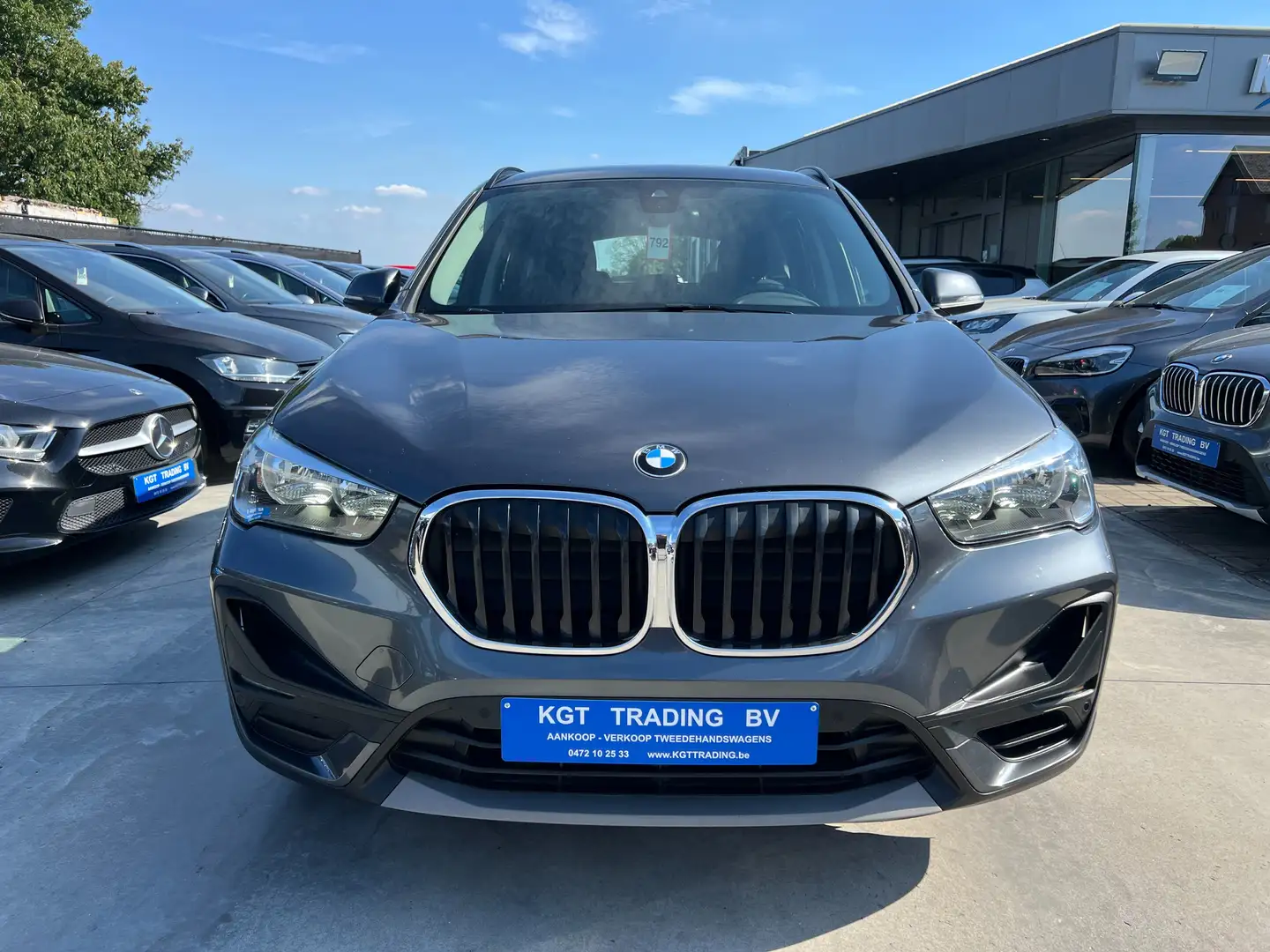 BMW X1 1.5i 140PK NAVIGATIE CAMERA SPORTZETELS LED PDC Gris - 2