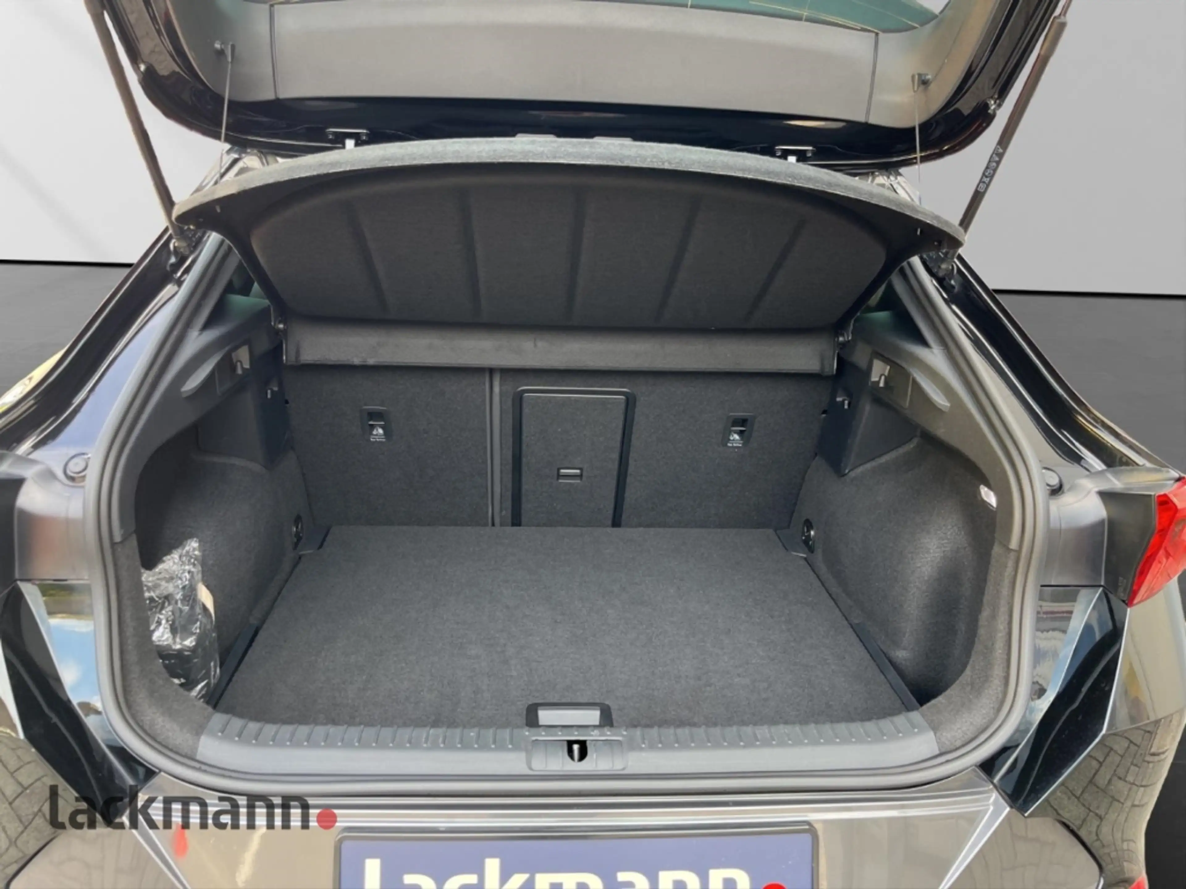 CUPRA Formentor 2.0 VZ 4Drive *Navi*LED*Winter*ACC* — photo 8
