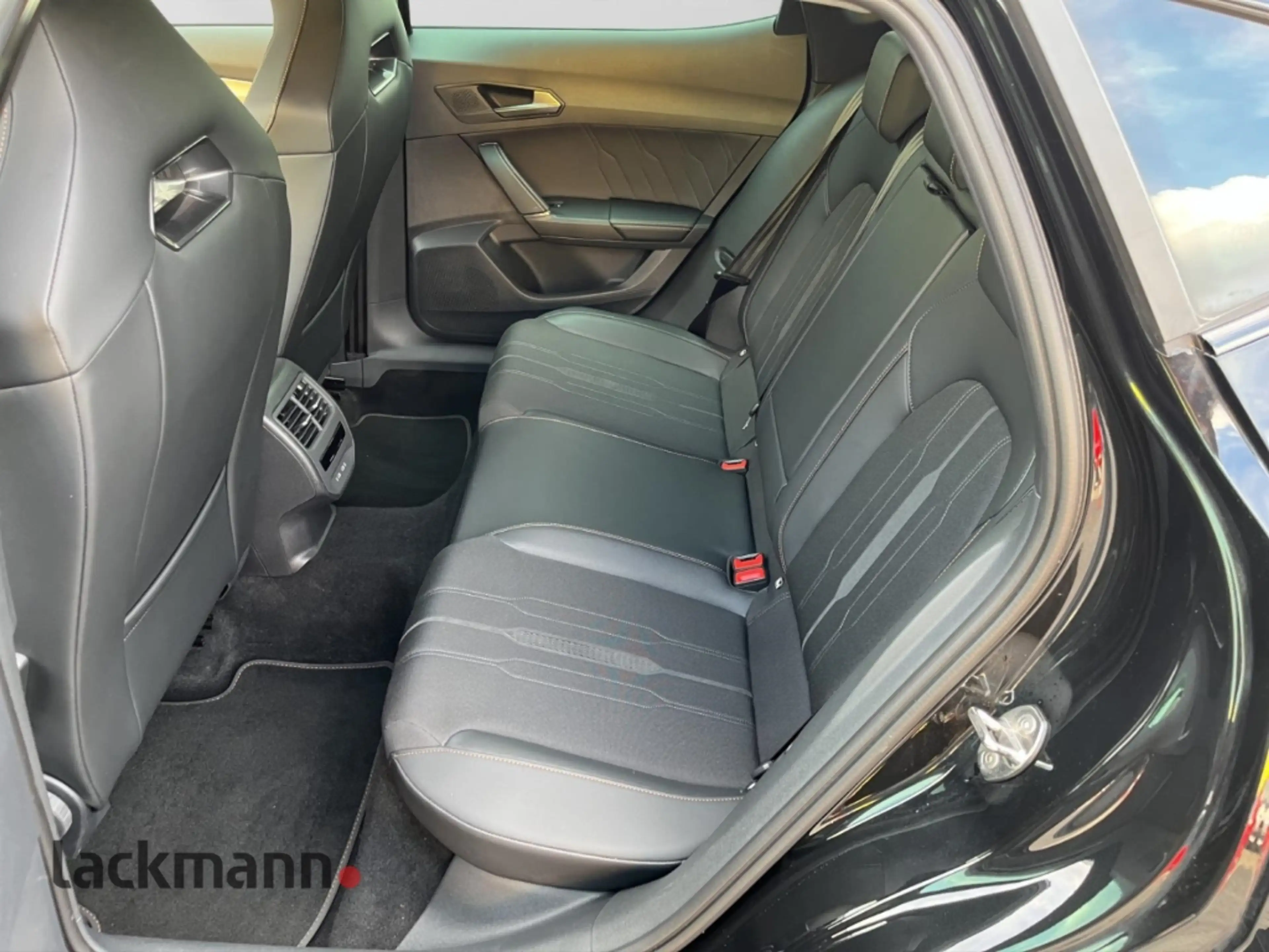 CUPRA Formentor 2.0 VZ 4Drive *Navi*LED*Winter*ACC* — photo 10