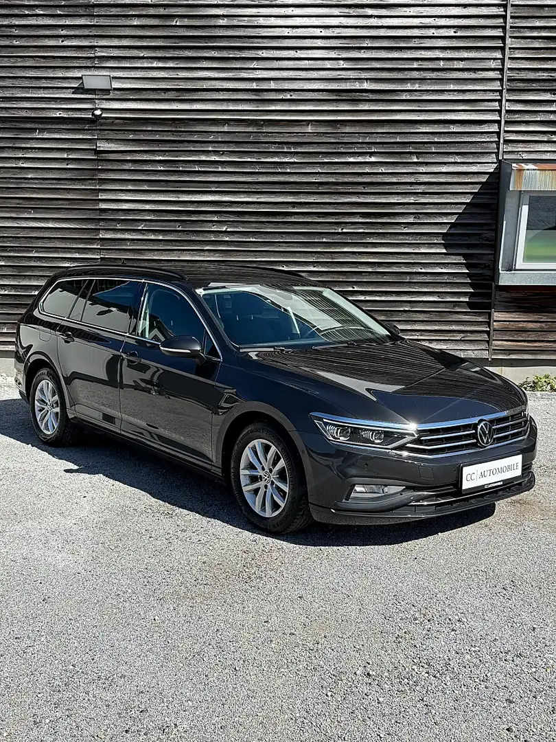 Volkswagen Passat Variant Business 2,0 SCR TDI DSG Grau - 2