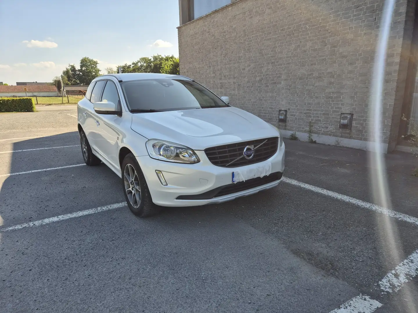 Volvo XC60 D3 Ocean Race Blanc - 2
