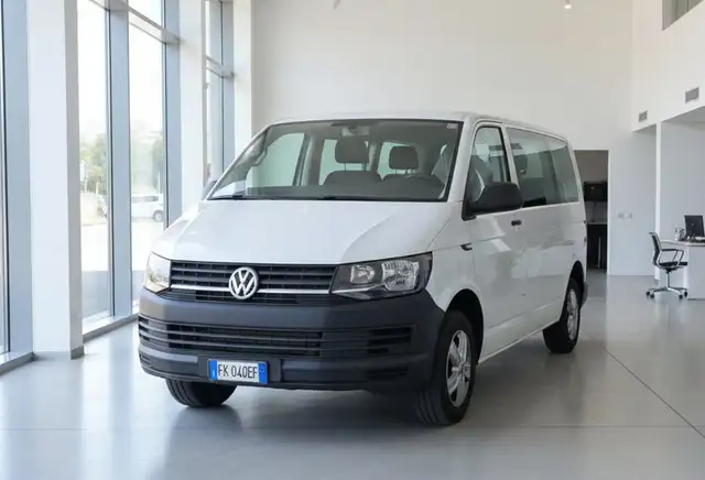Volkswagen T6 Caravelle 2.0 TDI - 9 posti (Iva Esposta)