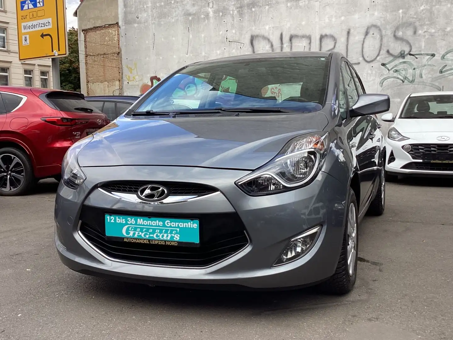 Hyundai iX20 Classic Klimaautomatik S Grau - 1