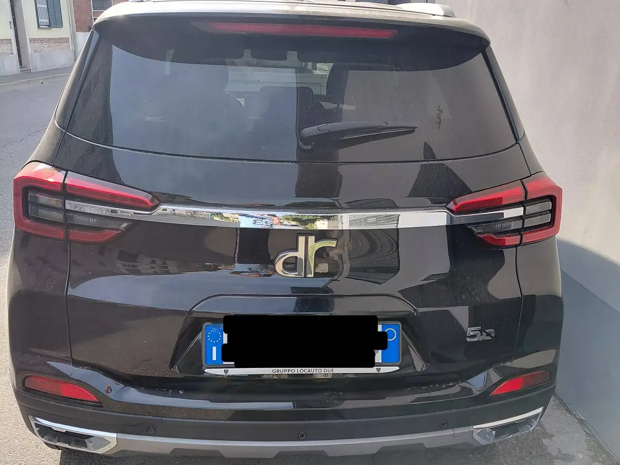 DR Automobiles DR5.0