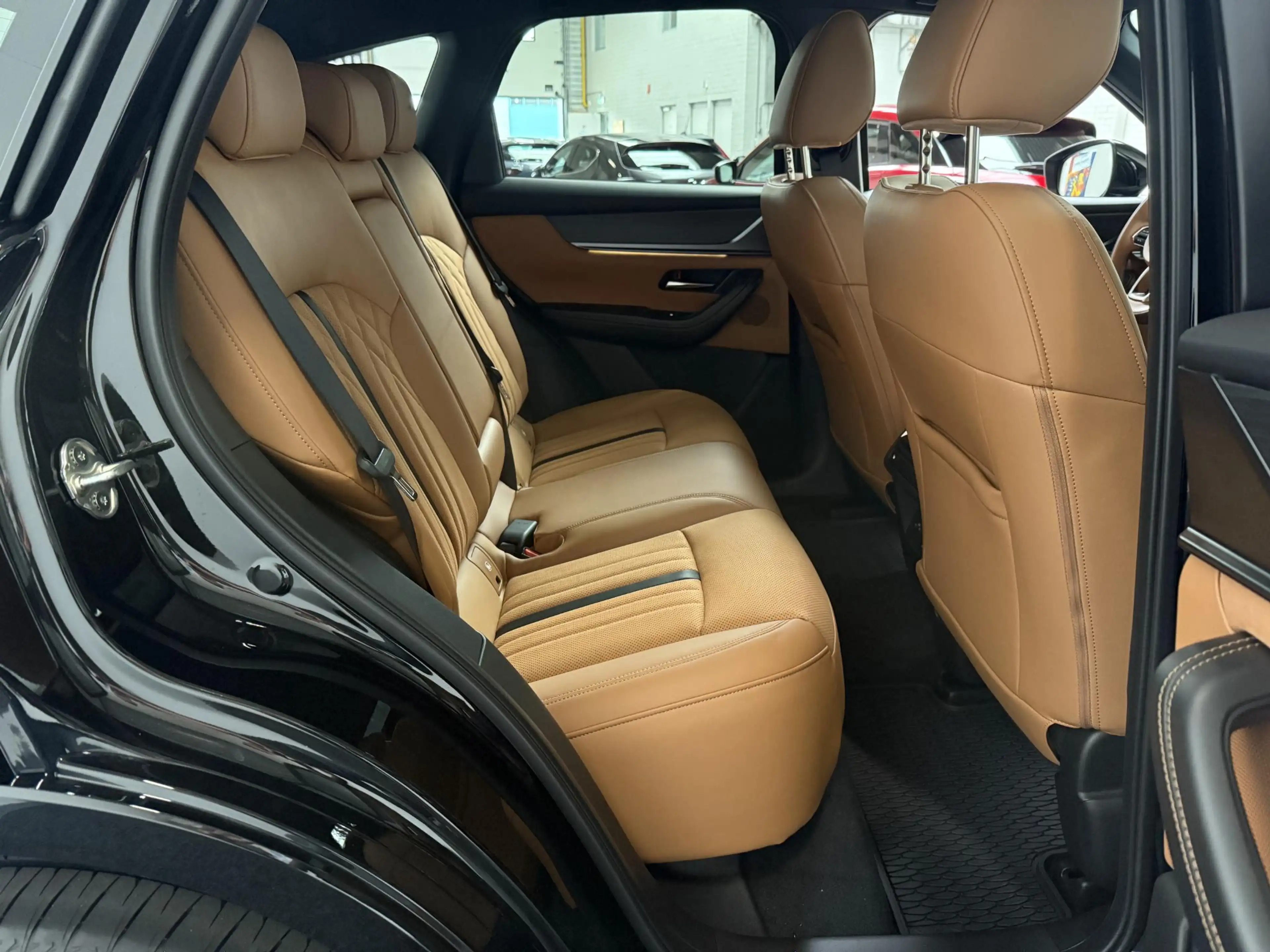 Mazda CX-60 2.5 e-SkyActiv PHEV Homura Plus | PANO | BOSE | 20 — photo 28