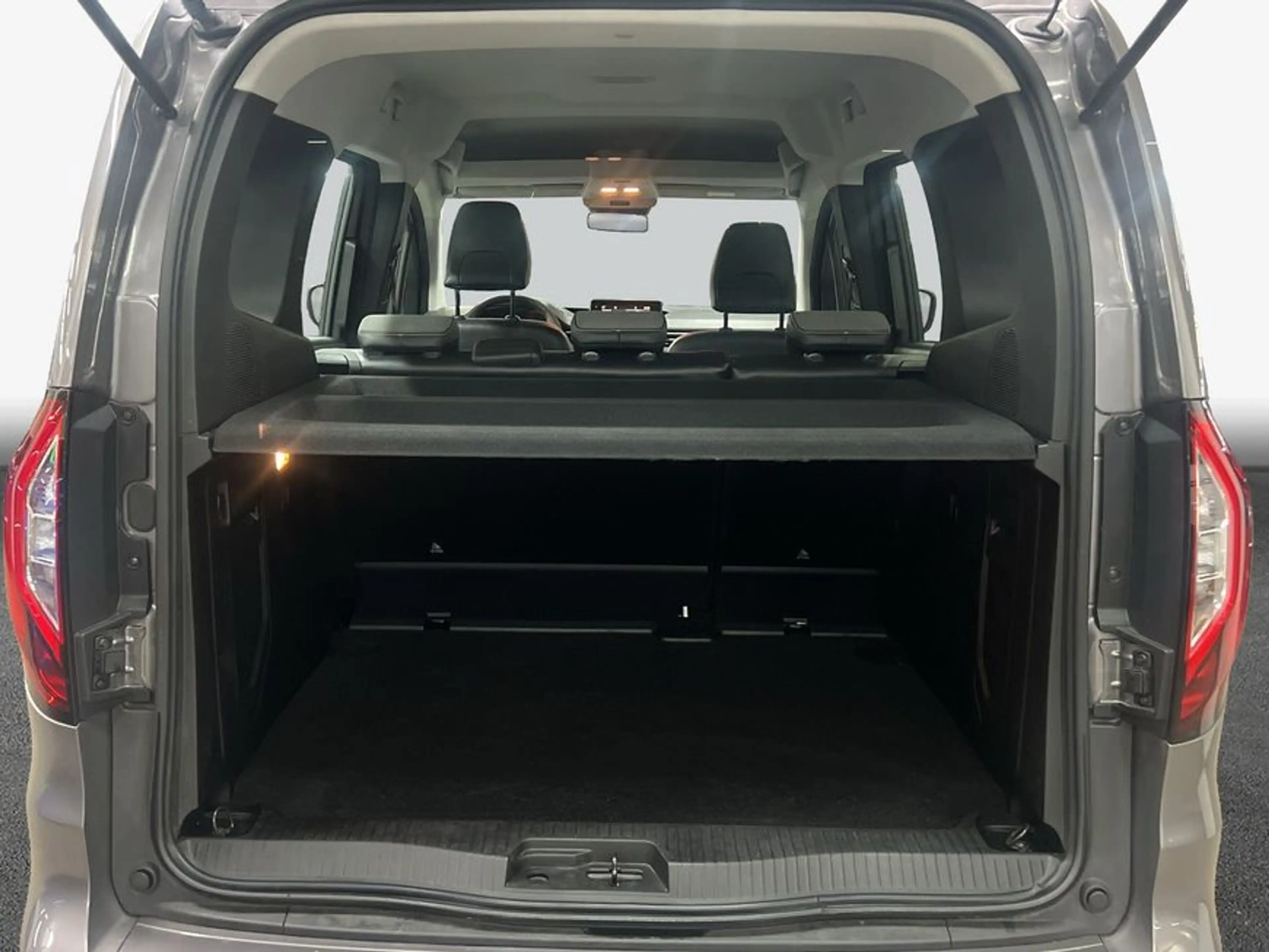 Renault Kangoo TCe 130 EDITION ONE — photo 8