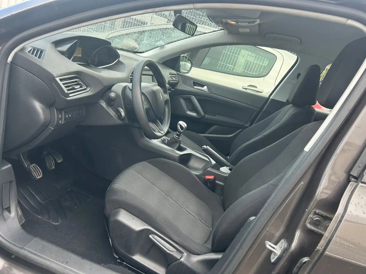 Peugeot 308 308 SW — photo 7