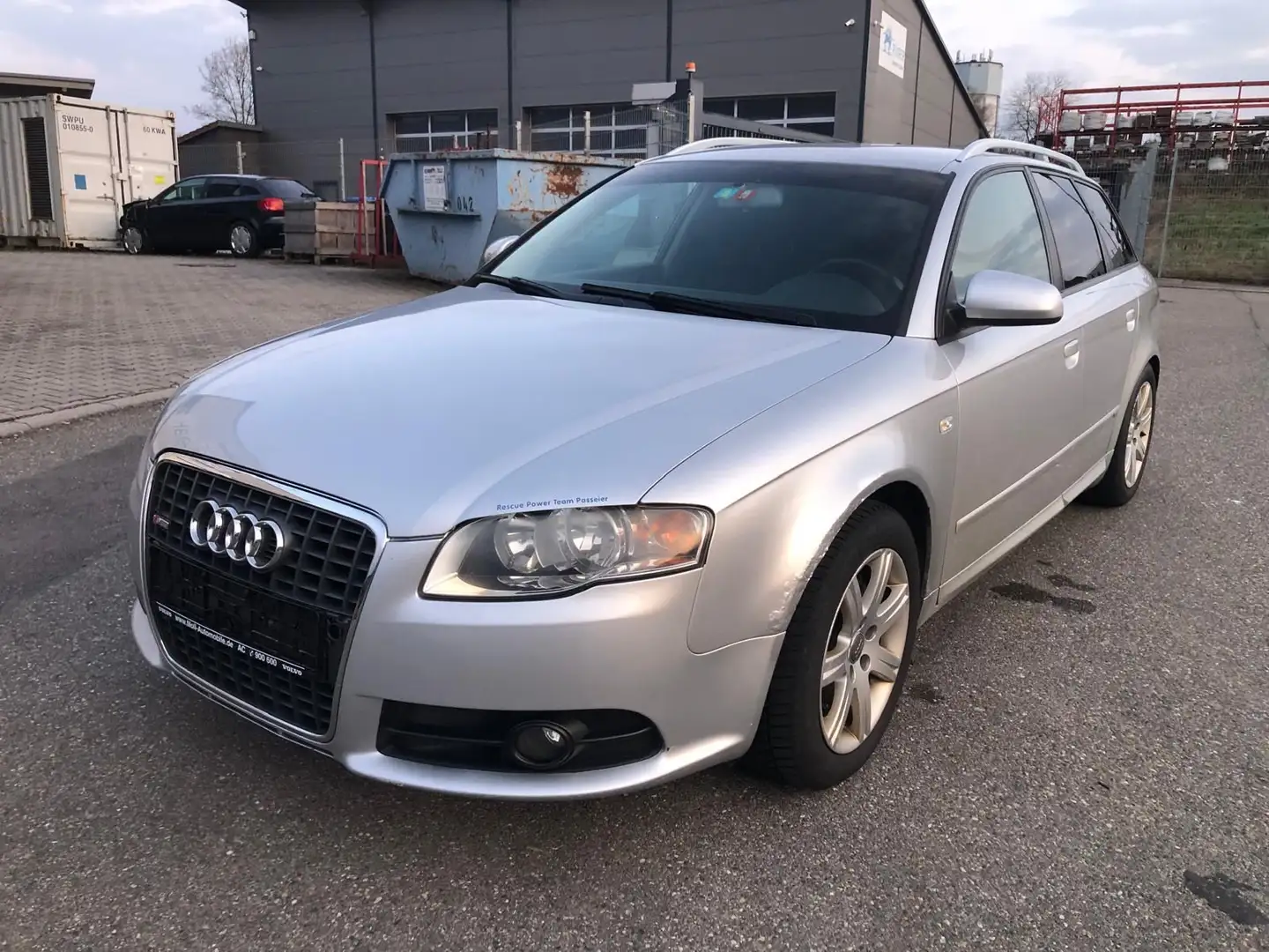 Audi A4 Avant 2.0 TDI Silber - 2