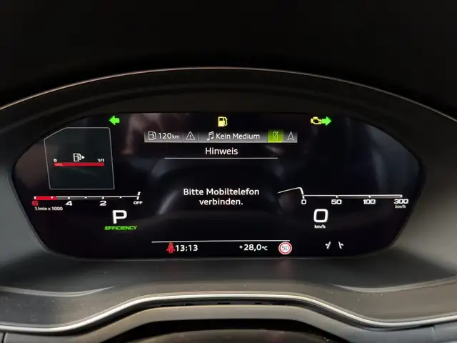 Audi A5 Cabriolet view 11