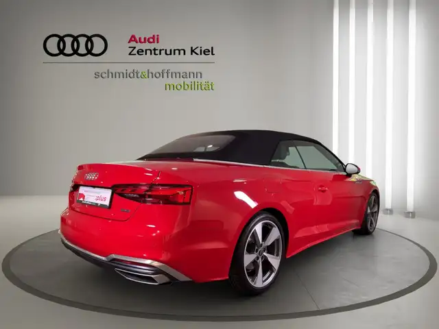 Audi A5 Cabriolet view 6