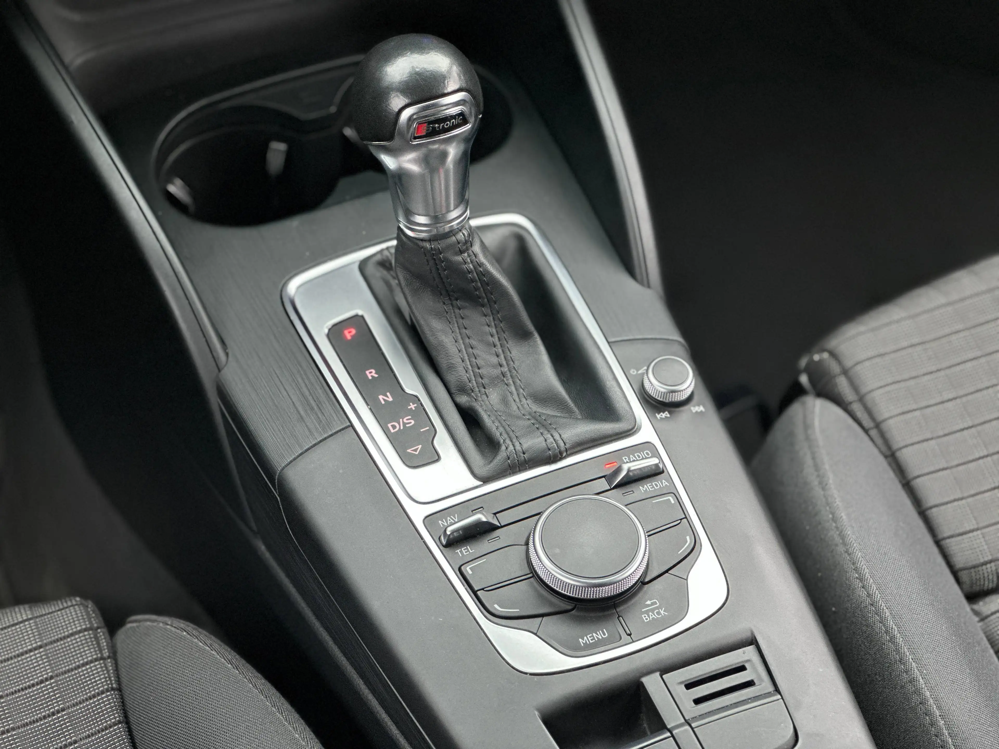 Audi A3 A3 8V 2.0 TDI S-Tronic | Xenon| Garantie| EURO6 | Sitzheizung | Navi — photo 15