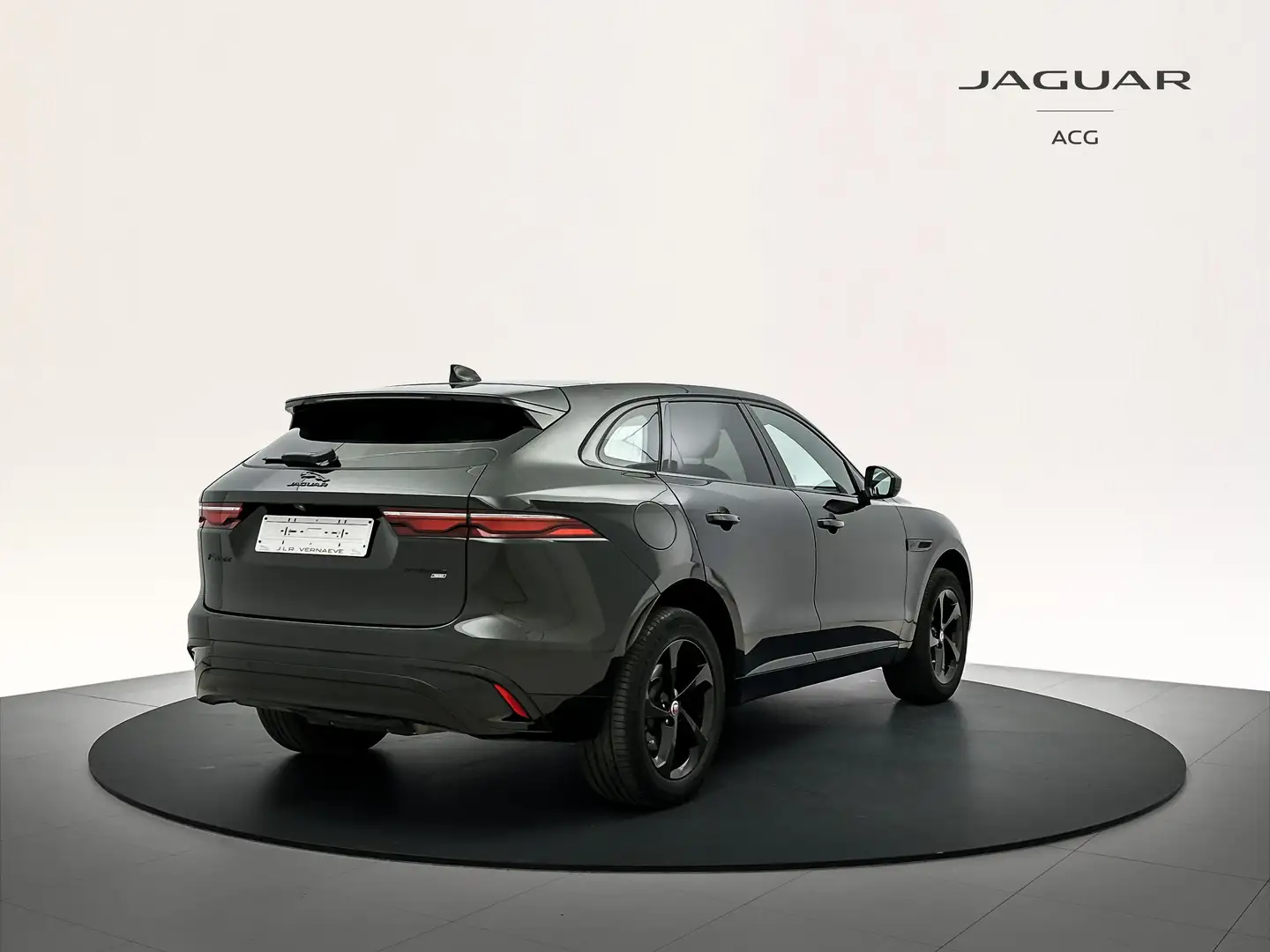Jaguar F-Pace P400e S AWD Auto. Zwart - 2