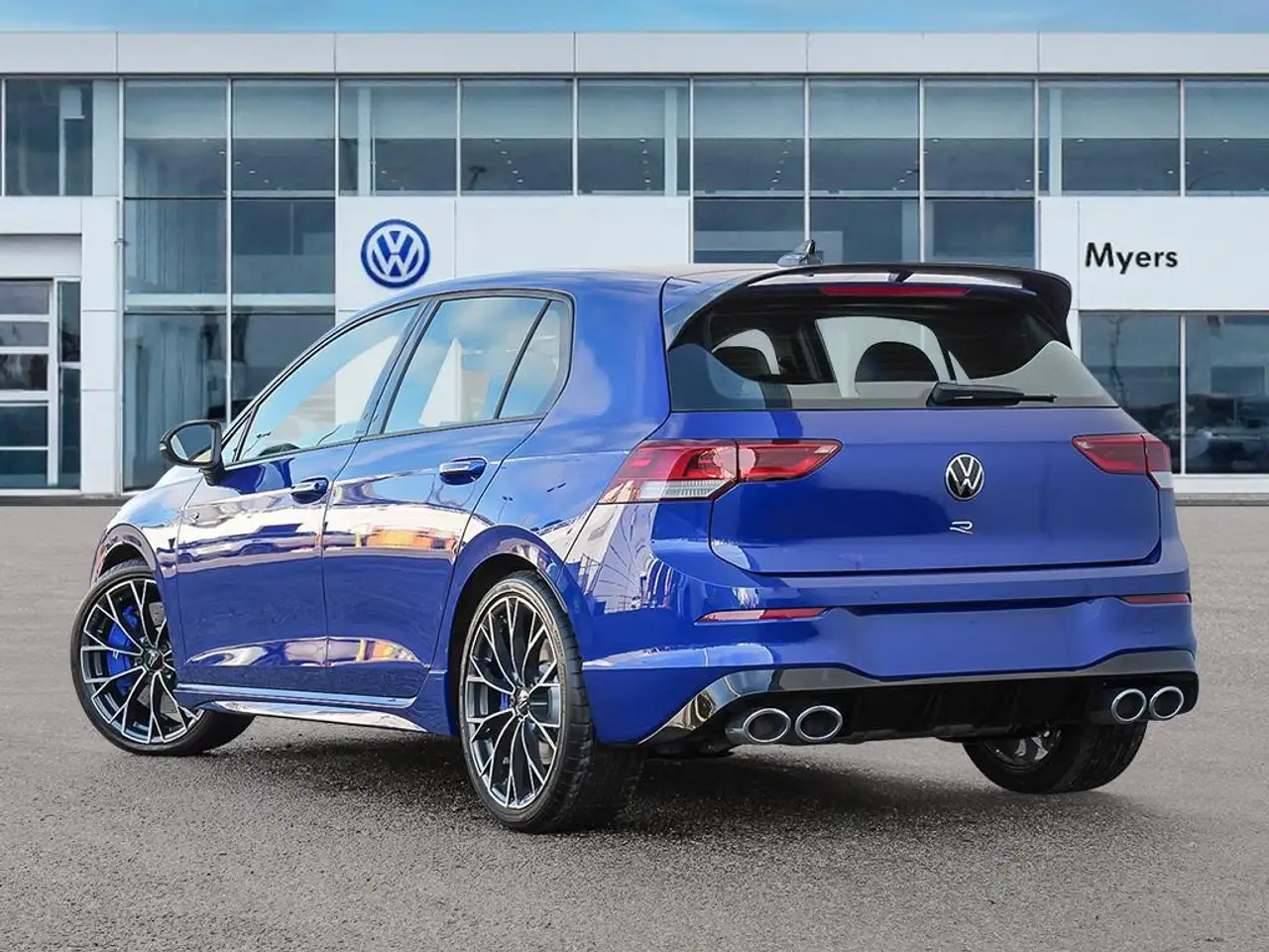 Volkswagen Golf R photo Volkswagen Golf R