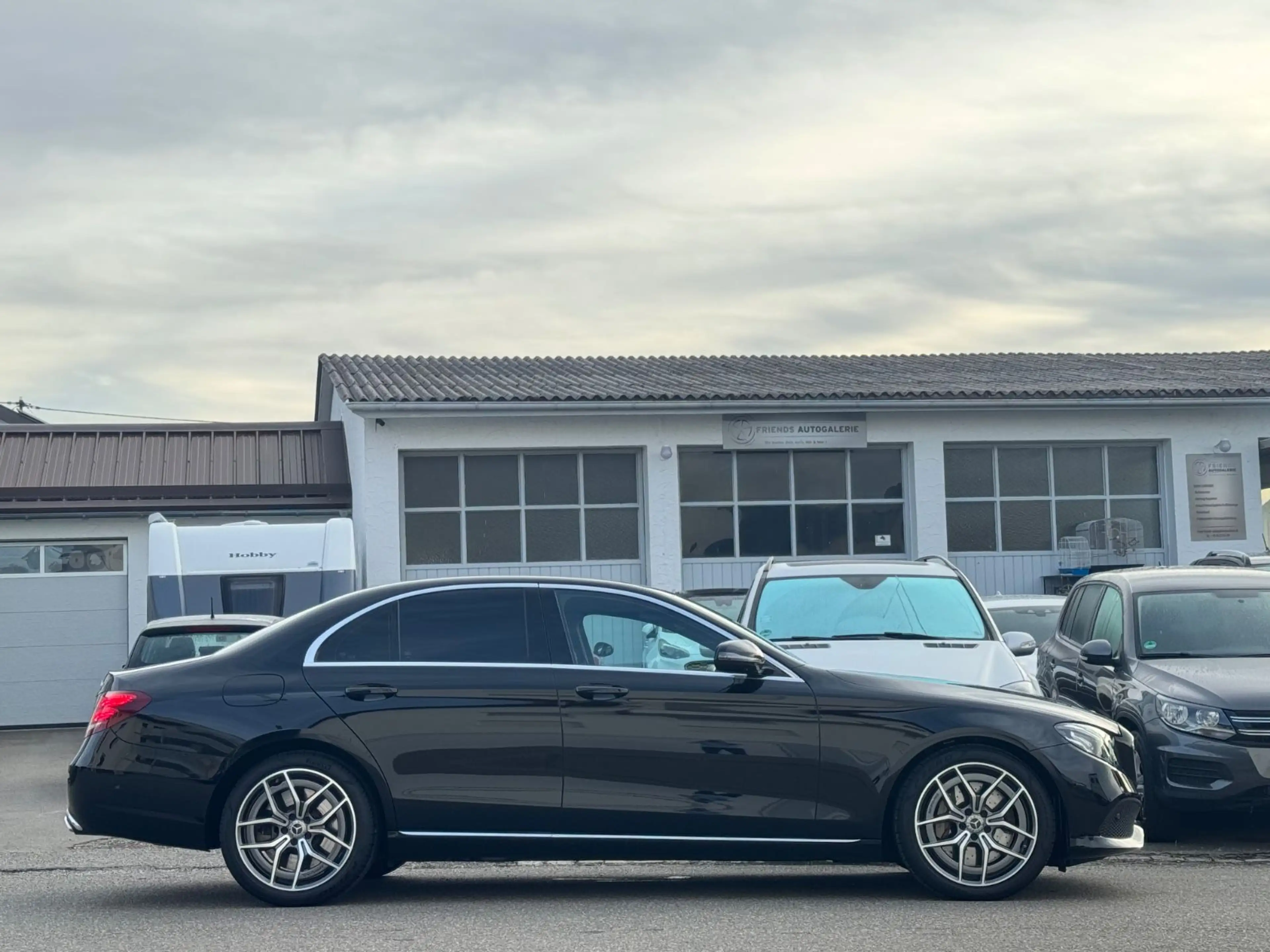 Mercedes-Benz E 400 Limousine 4Matic*AMG FELGEN* — photo 2