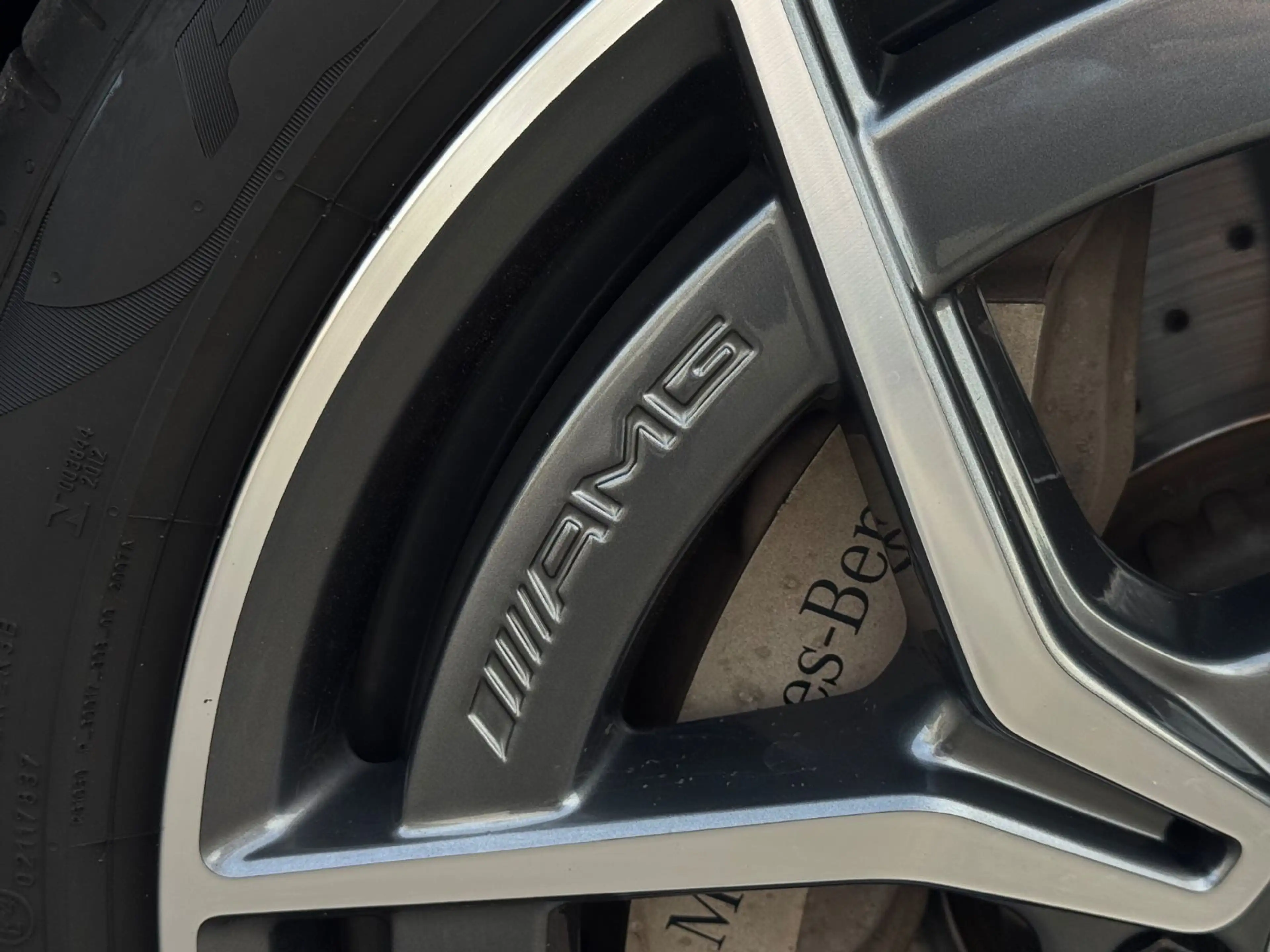 Mercedes-Benz E 400 Limousine 4Matic*AMG FELGEN* — photo 7