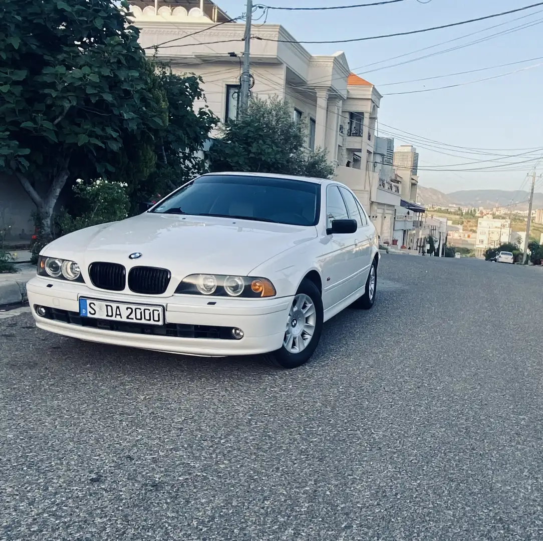 BMW 520 520i - 1