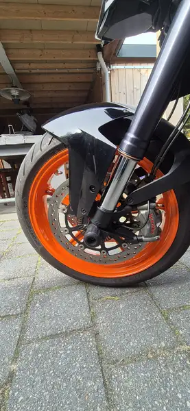 KTM 1290 SUPER DUKE R - foto 4