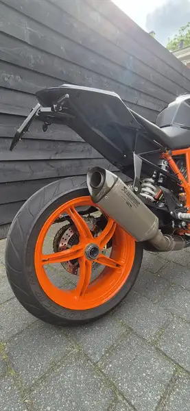 KTM 1290 SUPER DUKE R - foto 6