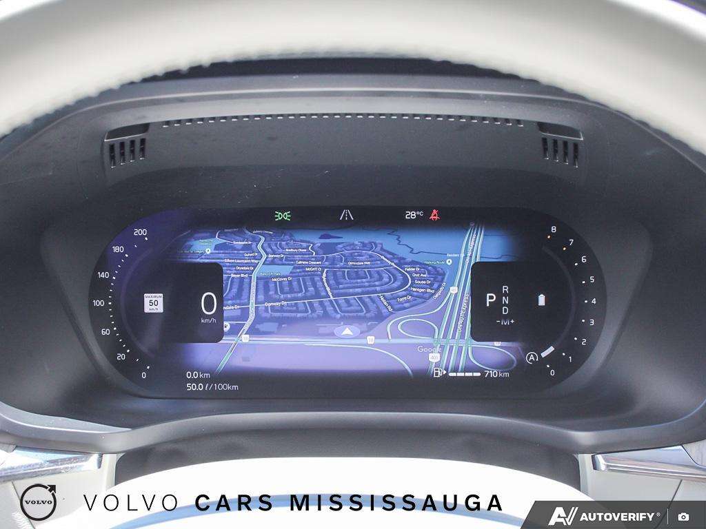 2024 Volvo XC60 Plus Dark Theme thumb 15