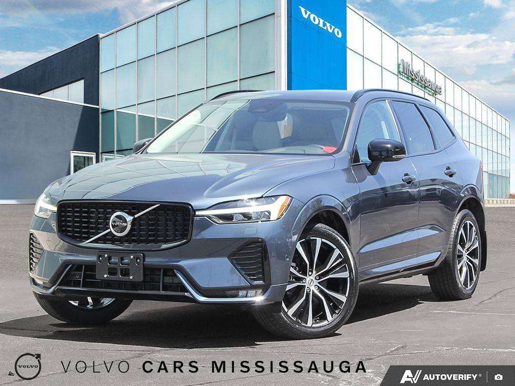 2024 Volvo XC60 Plus Dark Theme