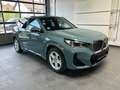 BMW iX1 30 xDrive M Sport AHK_DrivAssProf_Headup_eSitz_360 Grün - thumbnail 2
