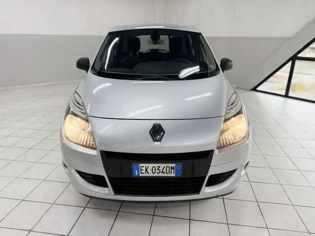 Renault Scenic 1.9 dci Luxe (dynamique) 130cv fap