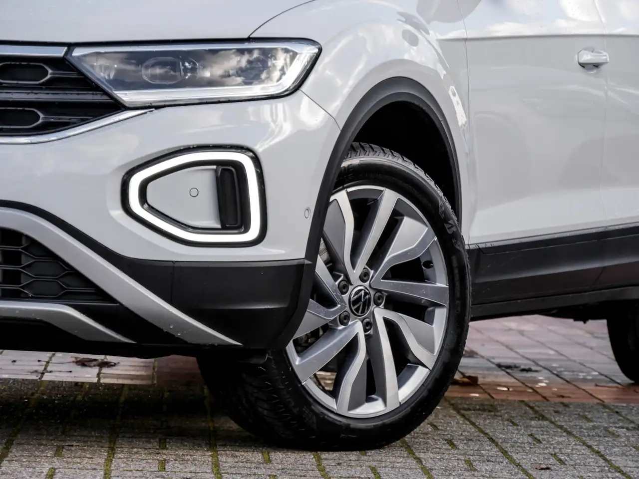 Volkswagen T-Roc GOAL 2.0 TDI DSG LED+ Navi AHK TravelAss. Keyless 5