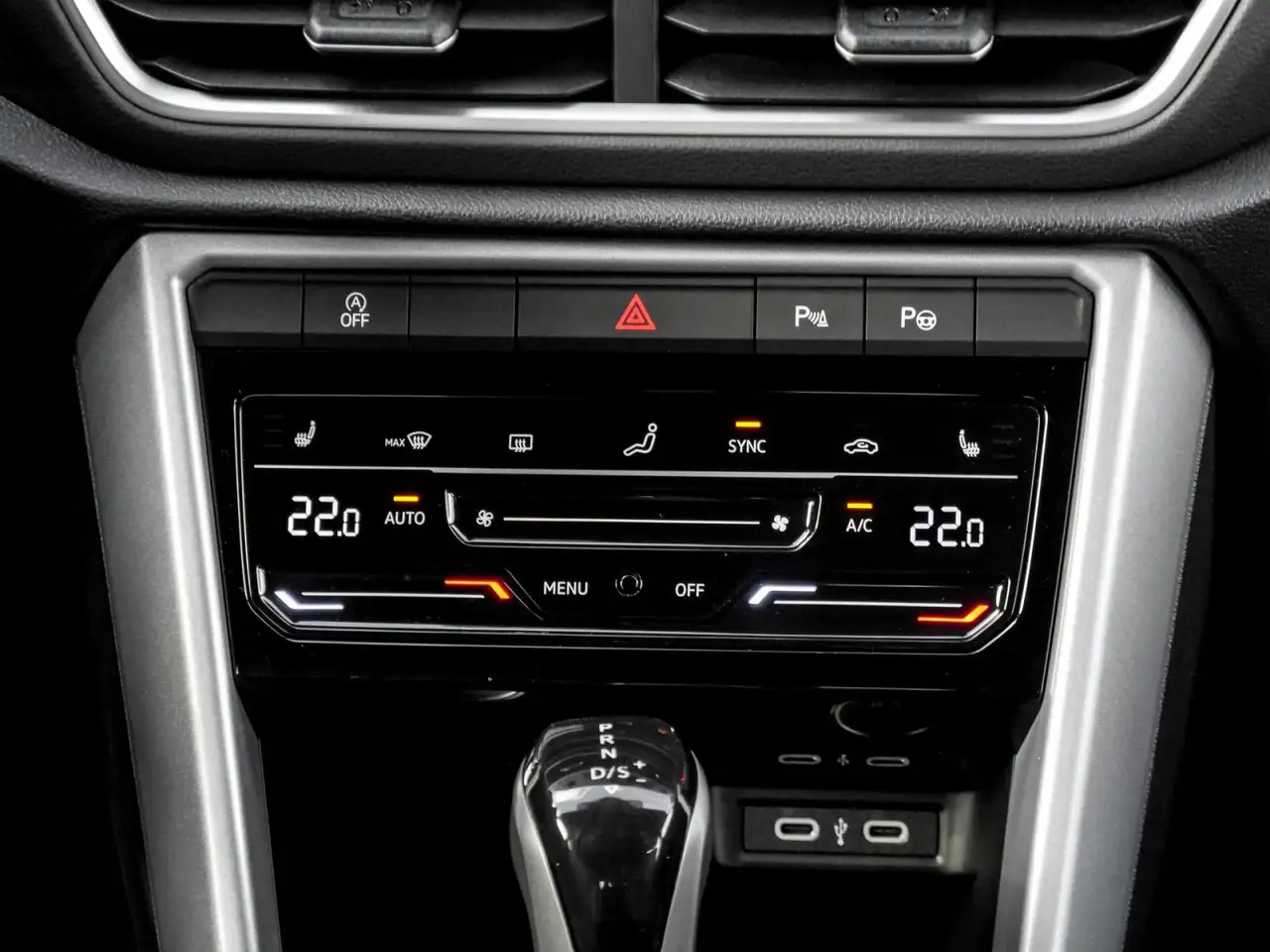 Volkswagen T-Roc GOAL 2.0 TDI DSG LED+ Navi AHK TravelAss. Keyless 8