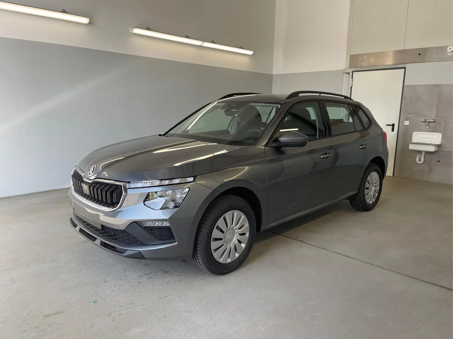 Skoda Kamiq Facelift 95PS Sitzheizung+App-Connect 1.0 TSI 7... Gris - 1
