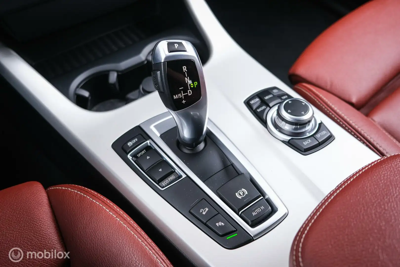 BMW X3 xDrive20i High Executive | 4x4 | Trekhaak | Leder Zwart - 2