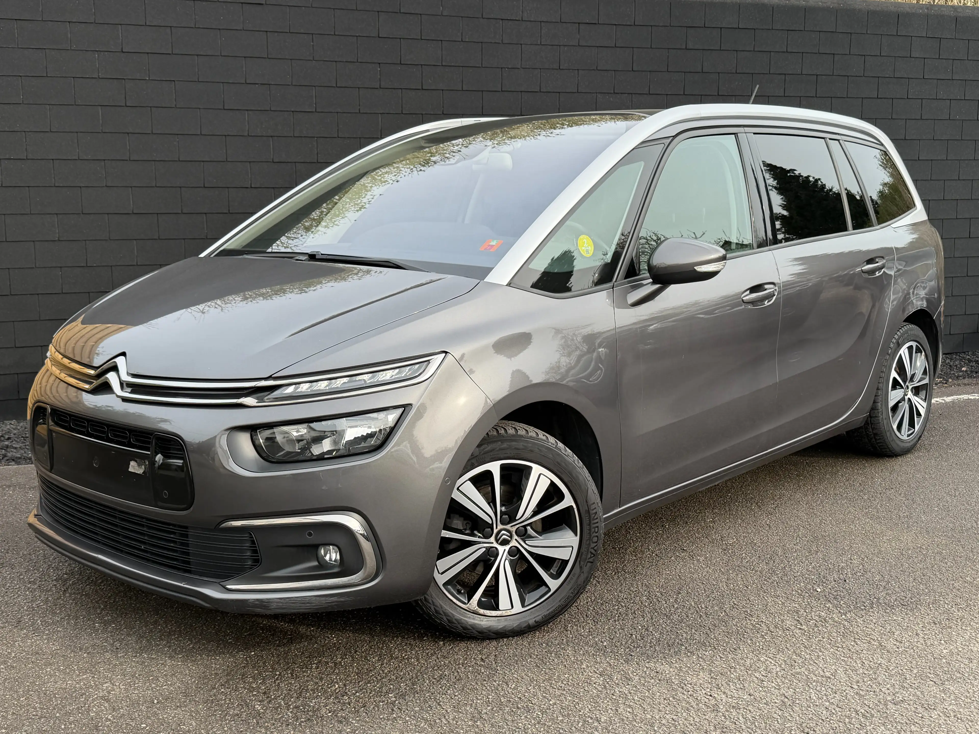 Citroen Grand C4 SpaceTourer 1.5 BlueHDi+7 PLCS+AIRCO+ECRAN+CUIR+SIEGES MASSANT