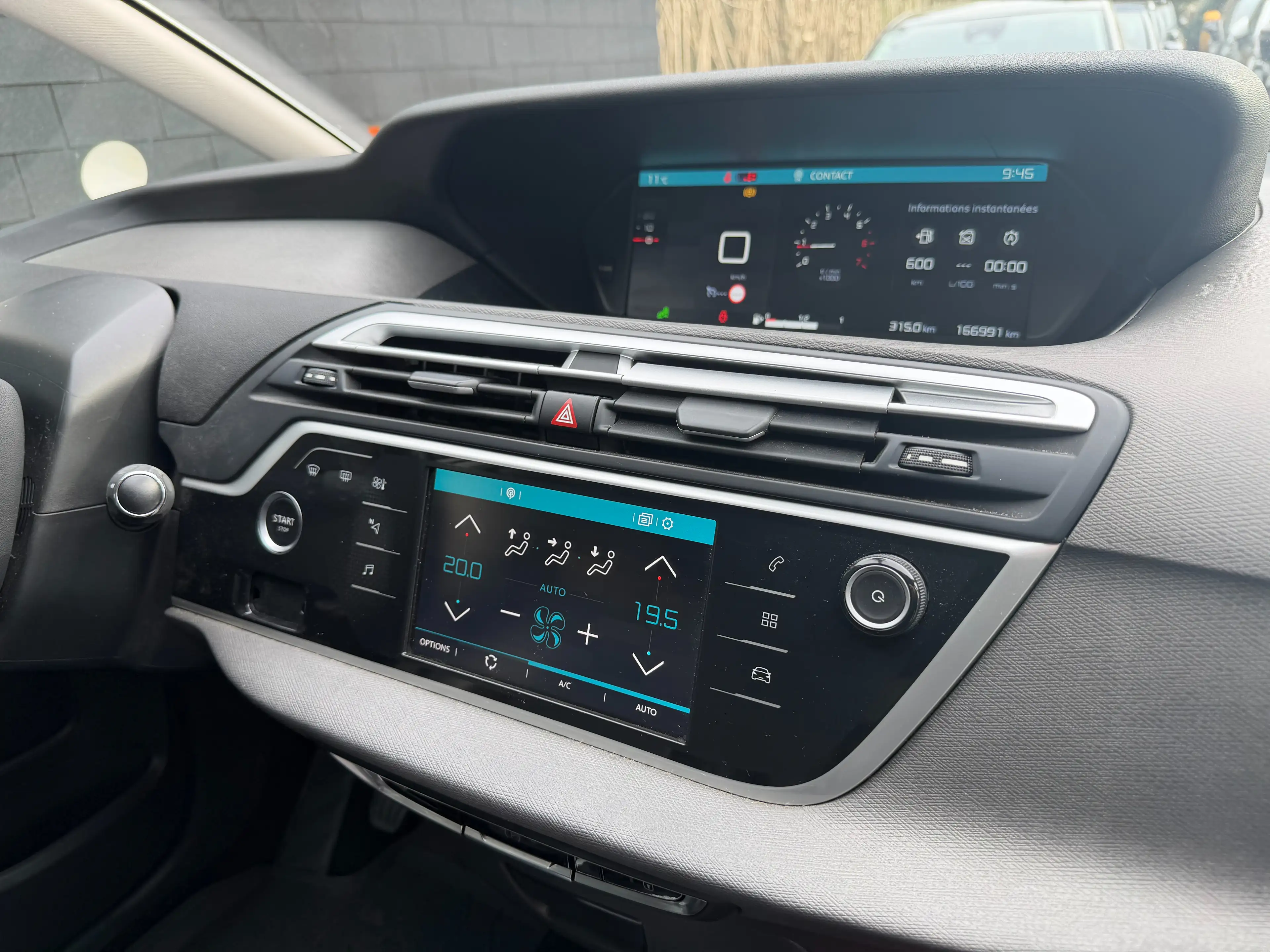 Citroen Grand C4 SpaceTourer 1.5 BlueHDi+7 PLCS+AIRCO+ECRAN+CUIR+SIEGES MASSANT — photo 14