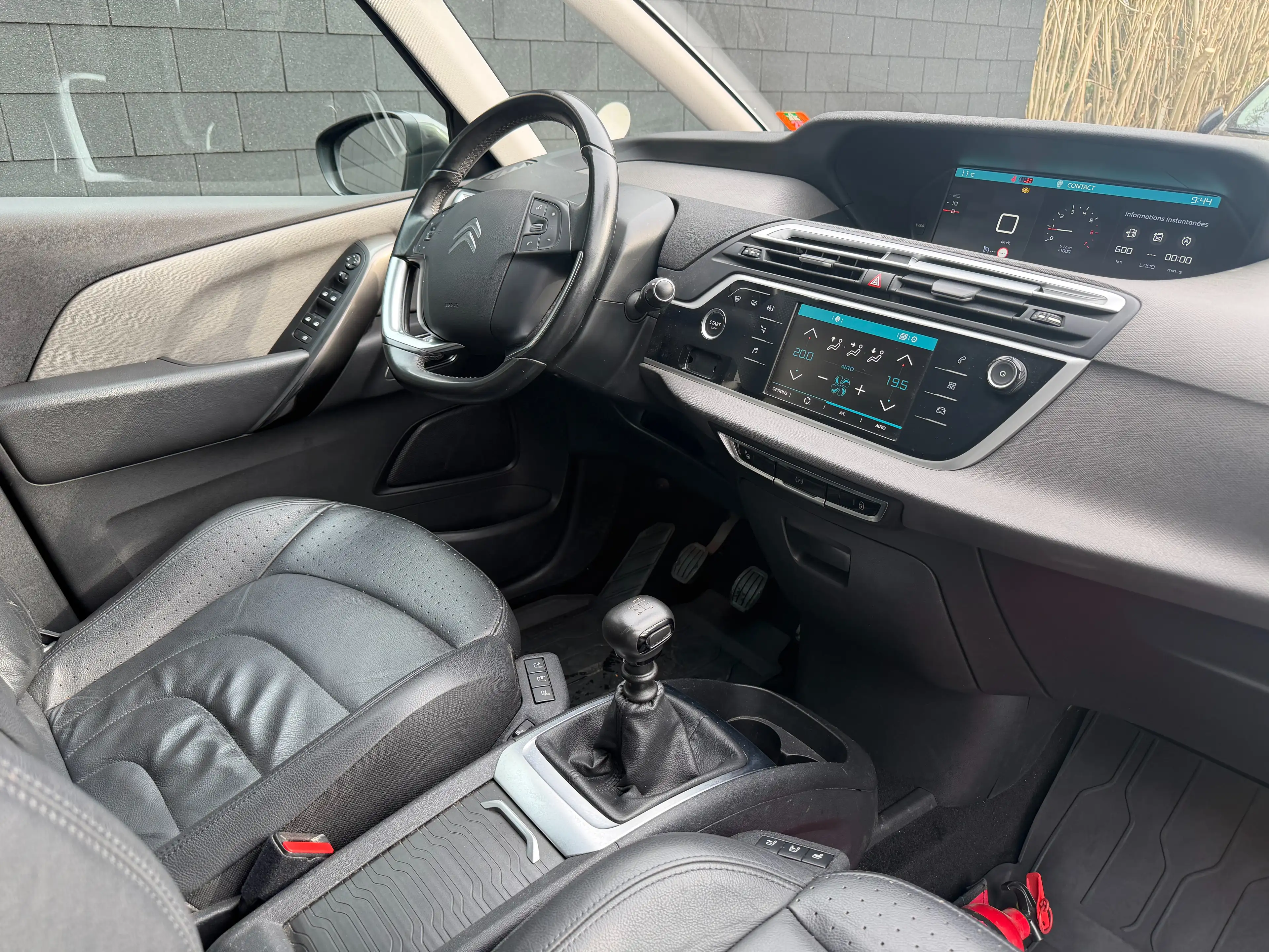 Citroen Grand C4 SpaceTourer 1.5 BlueHDi+7 PLCS+AIRCO+ECRAN+CUIR+SIEGES MASSANT — photo 12