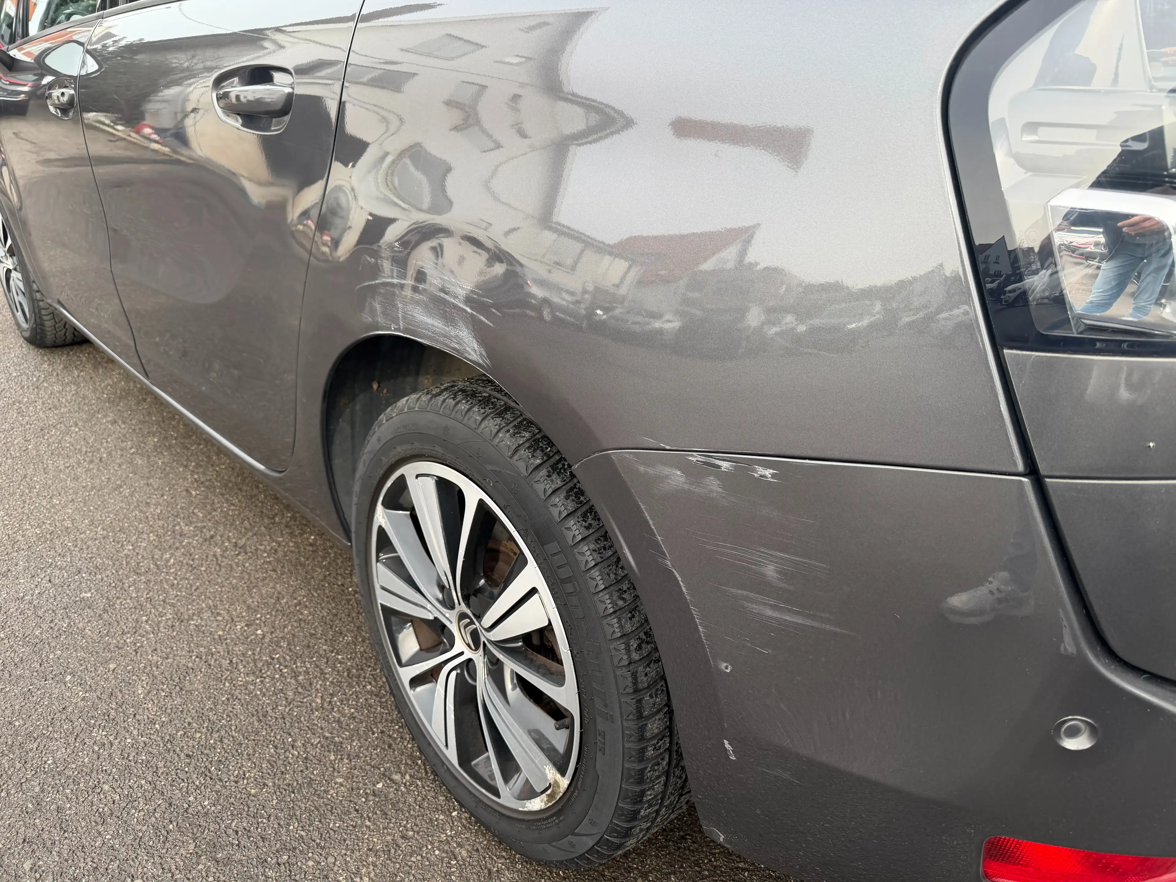 Citroen Grand C4 SpaceTourer 1.5 BlueHDi+7 PLCS+AIRCO+ECRAN+CUIR+SIEGES MASSANT — photo 6