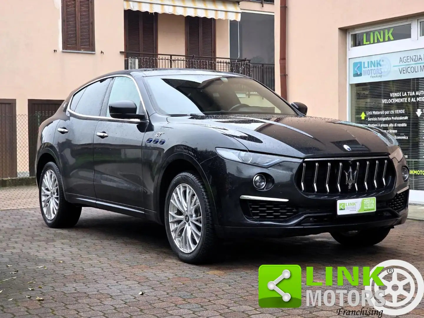 Maserati Levante 2.0 GDI 330 CV MHEV AWD Automatic GT Noir - 1