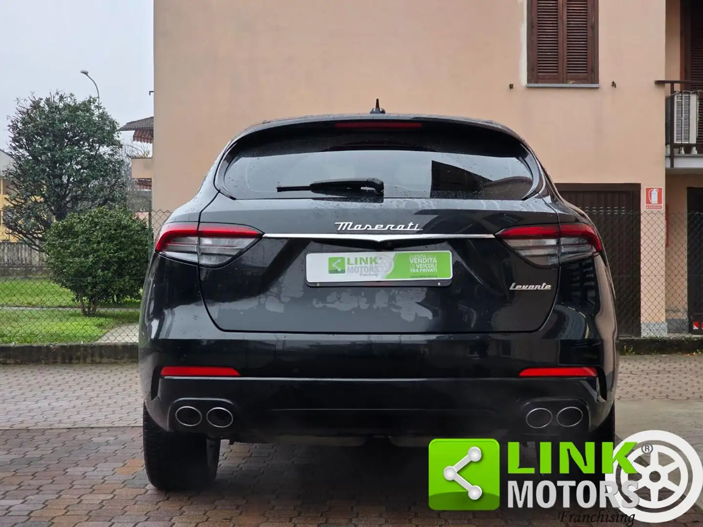 Maserati Levante 2.0 GDI 330 CV MHEV AWD Automatic GT Noir - 2