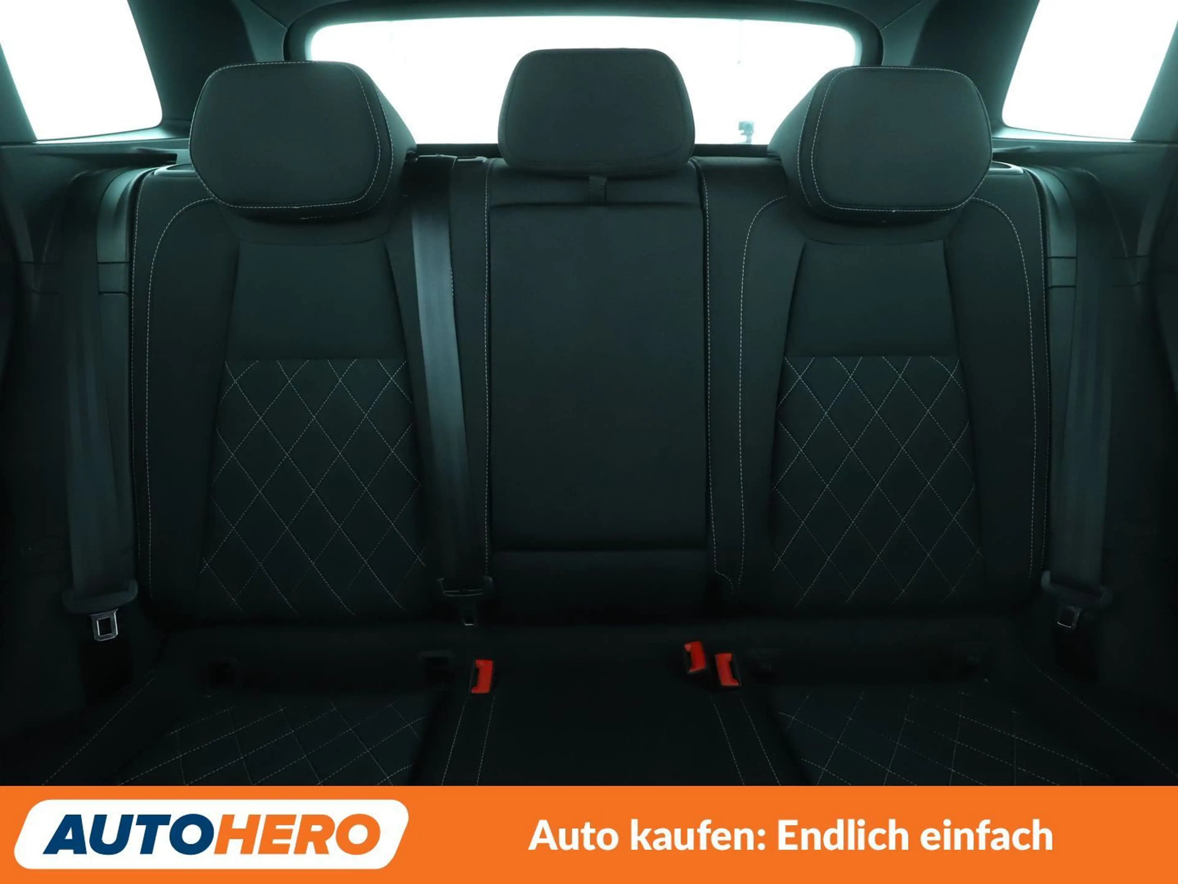 Skoda Karoq 1.5 TSI ACT SportLine*NAV*LED*TEMPO*CAM*PDC*SHZ* — photo 15