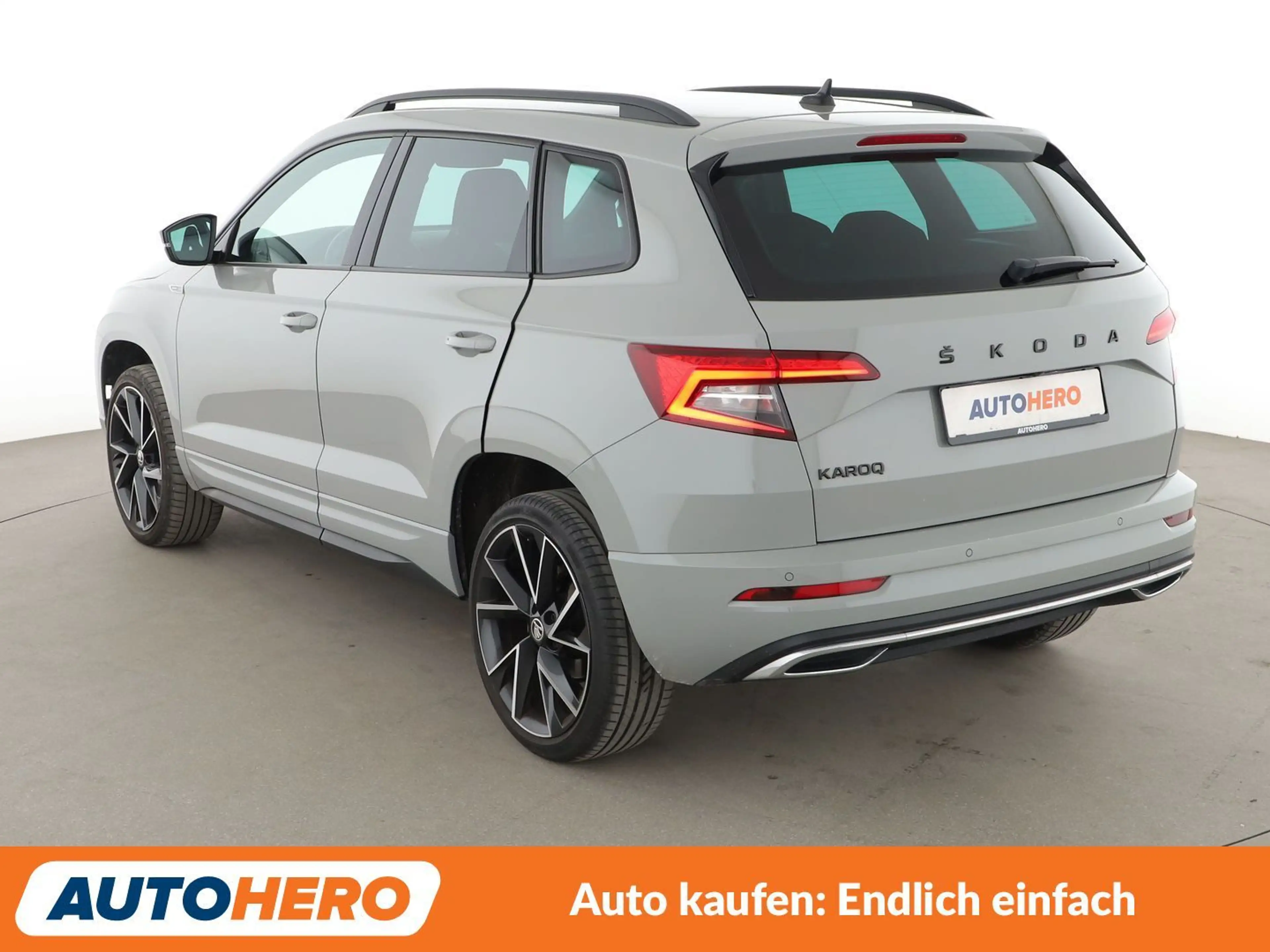 Skoda Karoq 1.5 TSI ACT SportLine*NAV*LED*TEMPO*CAM*PDC*SHZ* — photo 4