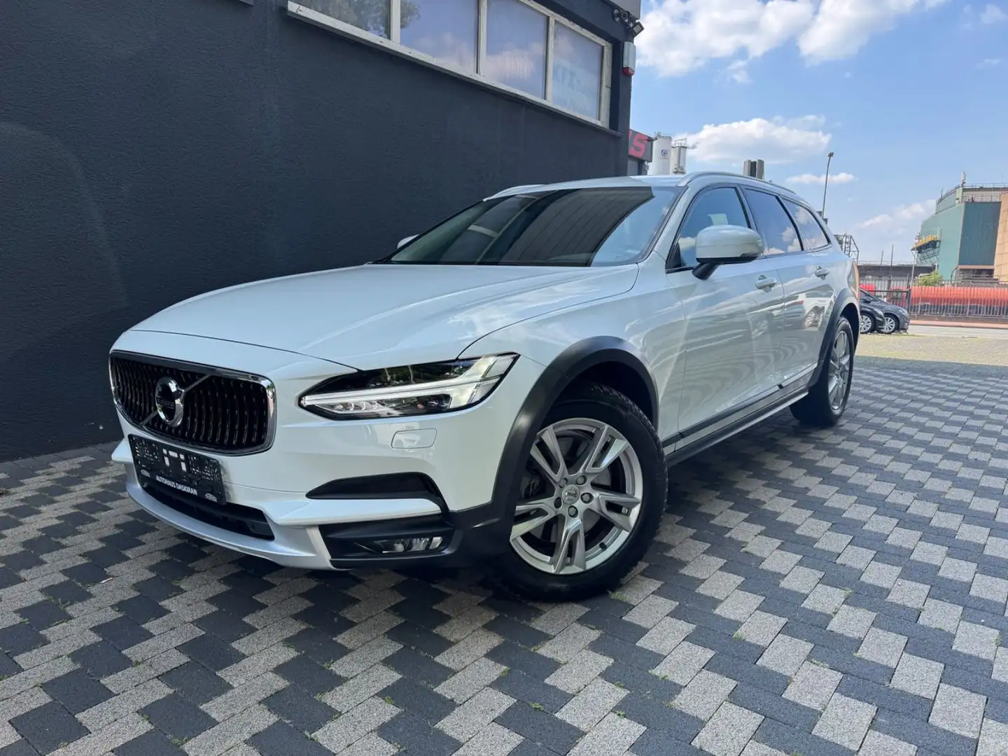 Volvo V90 Cross Country Basis AWD Wit - 1