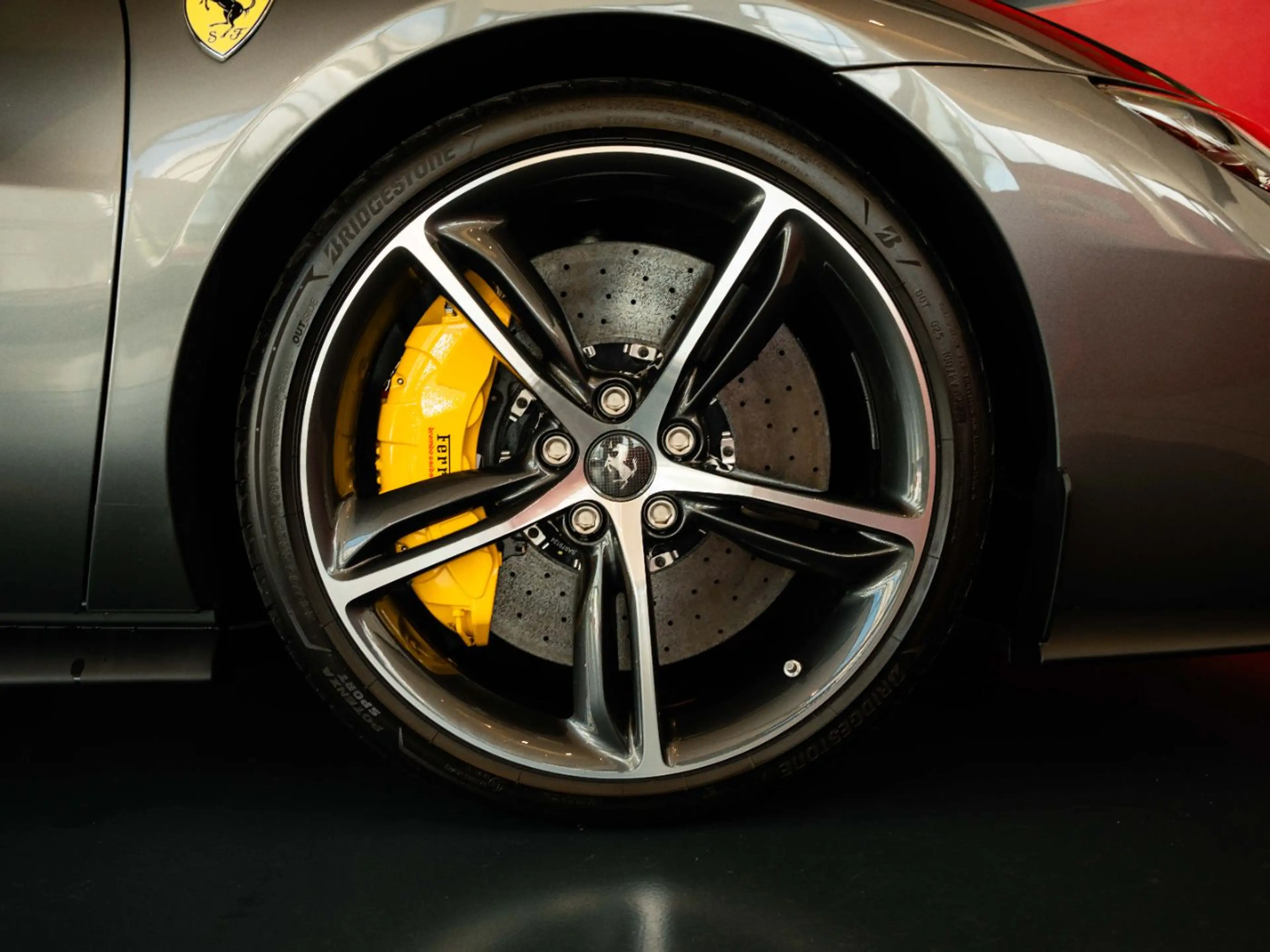 Ferrari 296 GTS Sonderlack Grigio Ferro*Surround View*JBL — photo 12