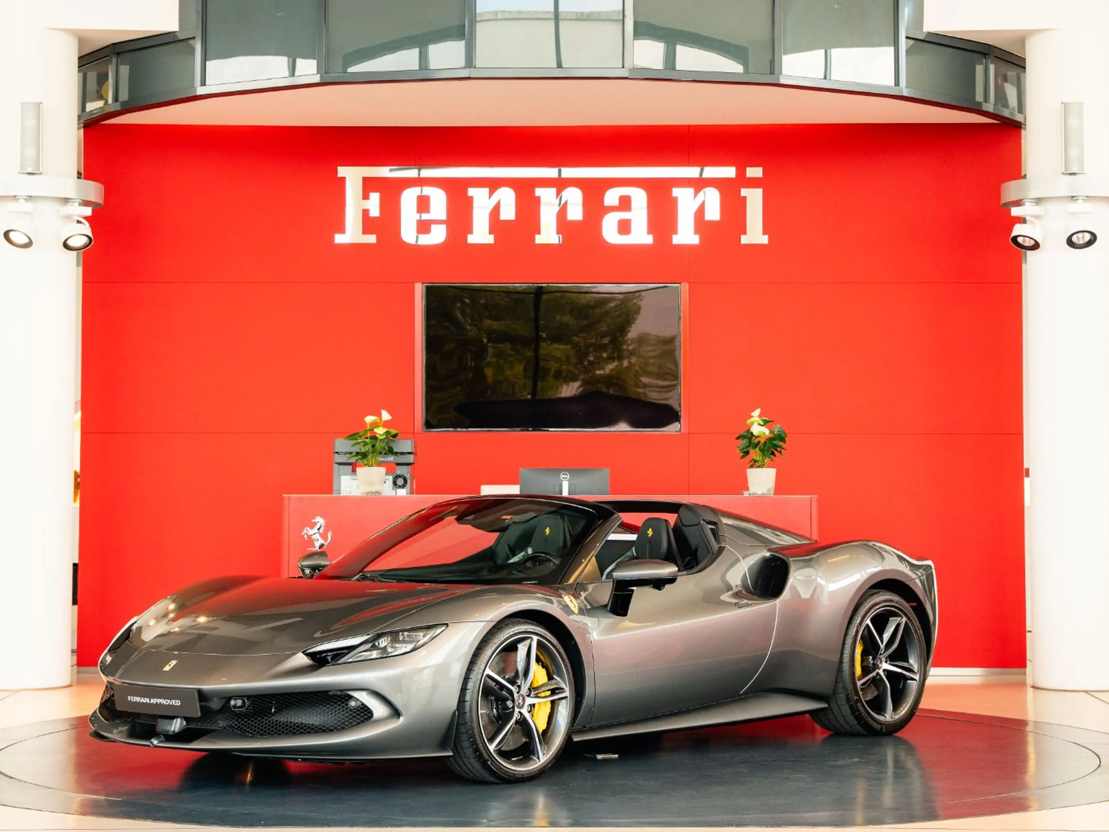 Ferrari 296 GTS Sonderlack Grigio Ferro*Surround View*JBL — photo 2