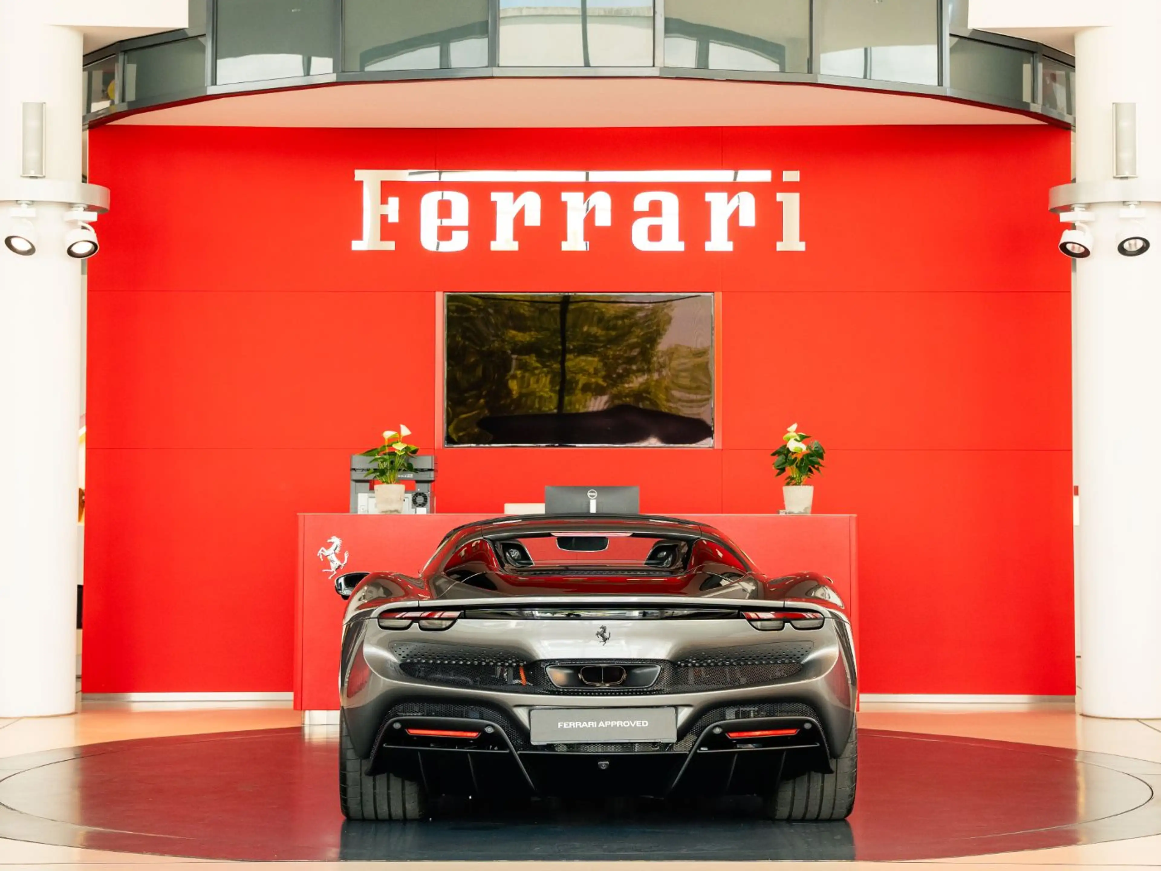 Ferrari 296 GTS Sonderlack Grigio Ferro*Surround View*JBL — photo 6