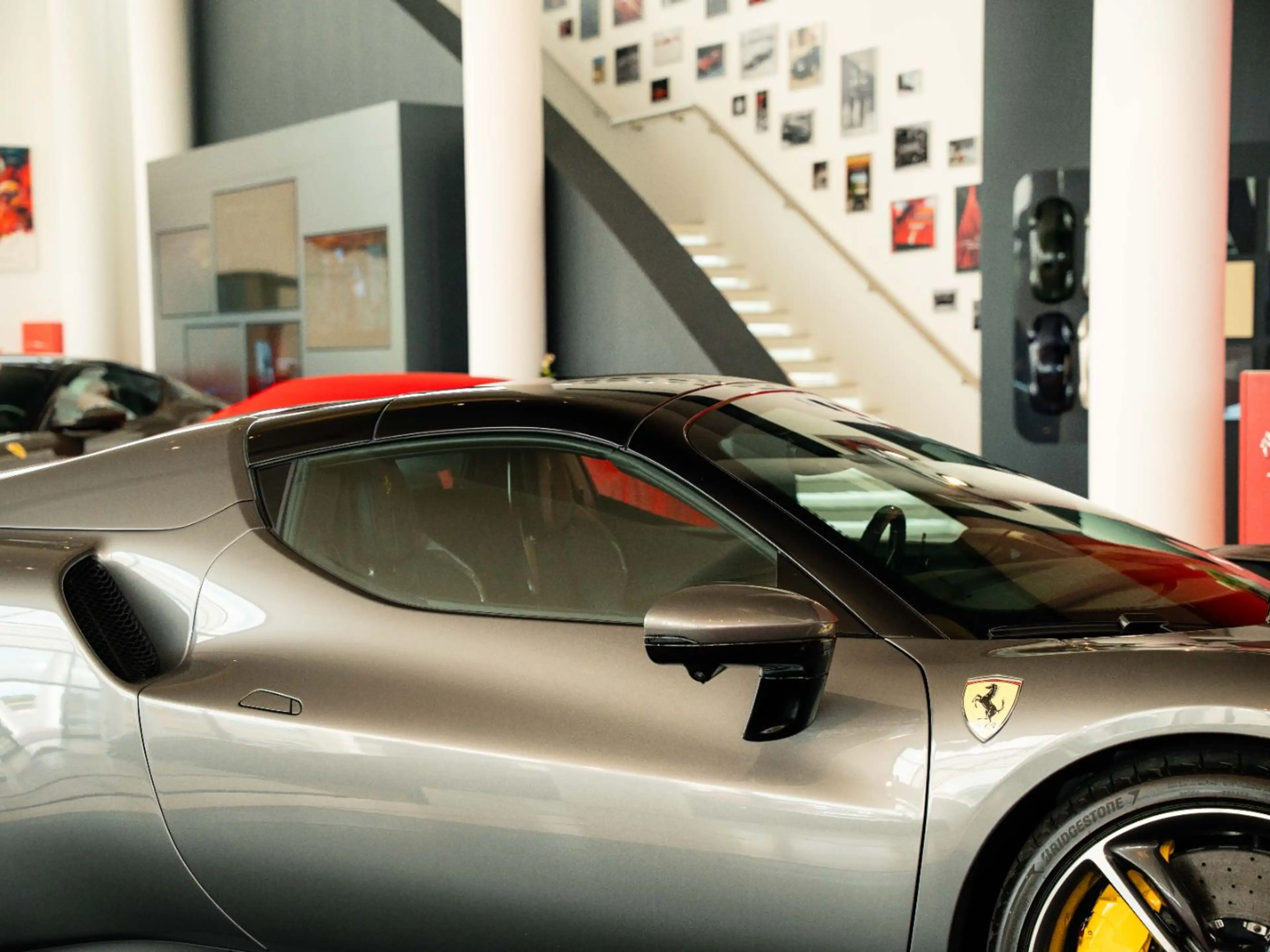 Ferrari 296 GTS Sonderlack Grigio Ferro*Surround View*JBL — photo 11